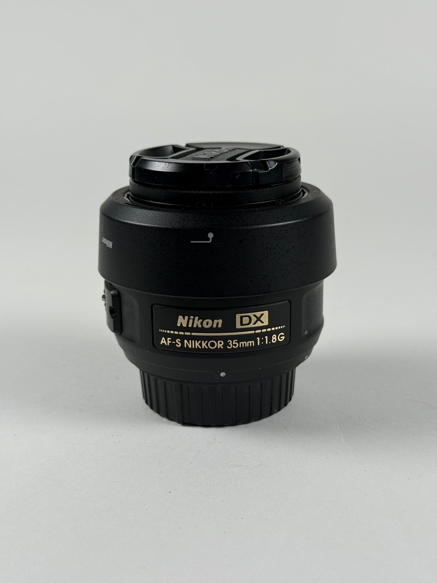 Nikon 35mm f1.8G AF-S DX Lens for Nikon DSLR Cameras