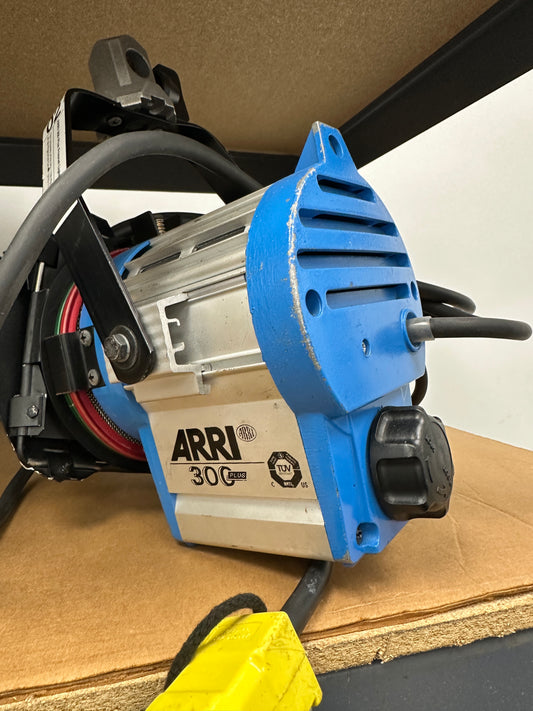 Arri Plus 300Watt Fresnel Tungsten Light