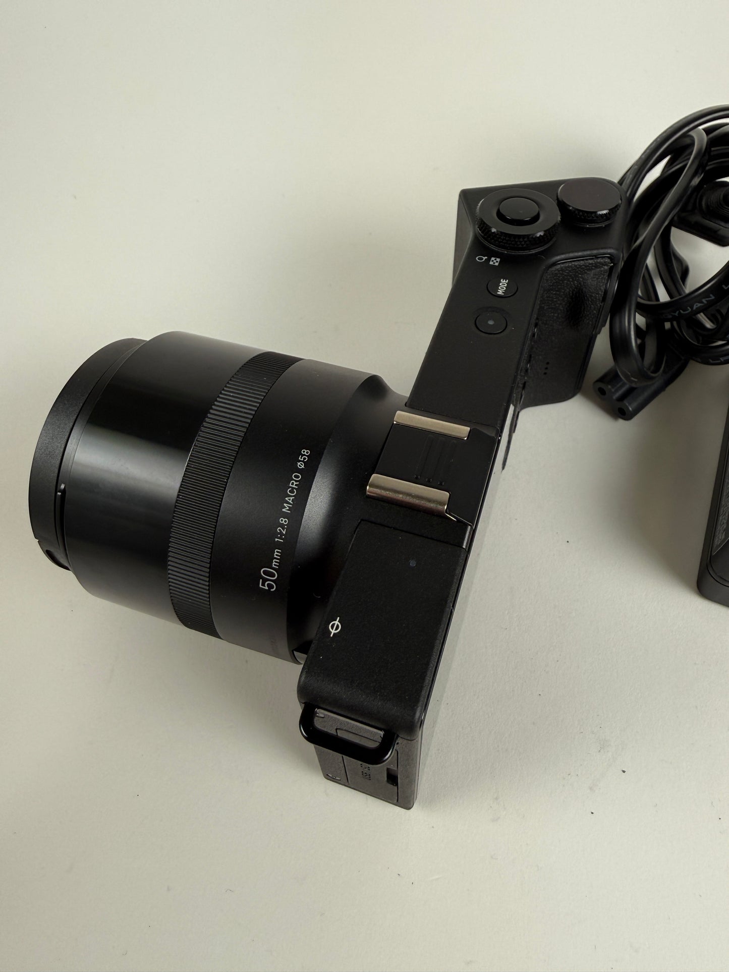 Sigma DP3 Quattro 29.0MP Digital Camera 50mm F2.8 Lens - black