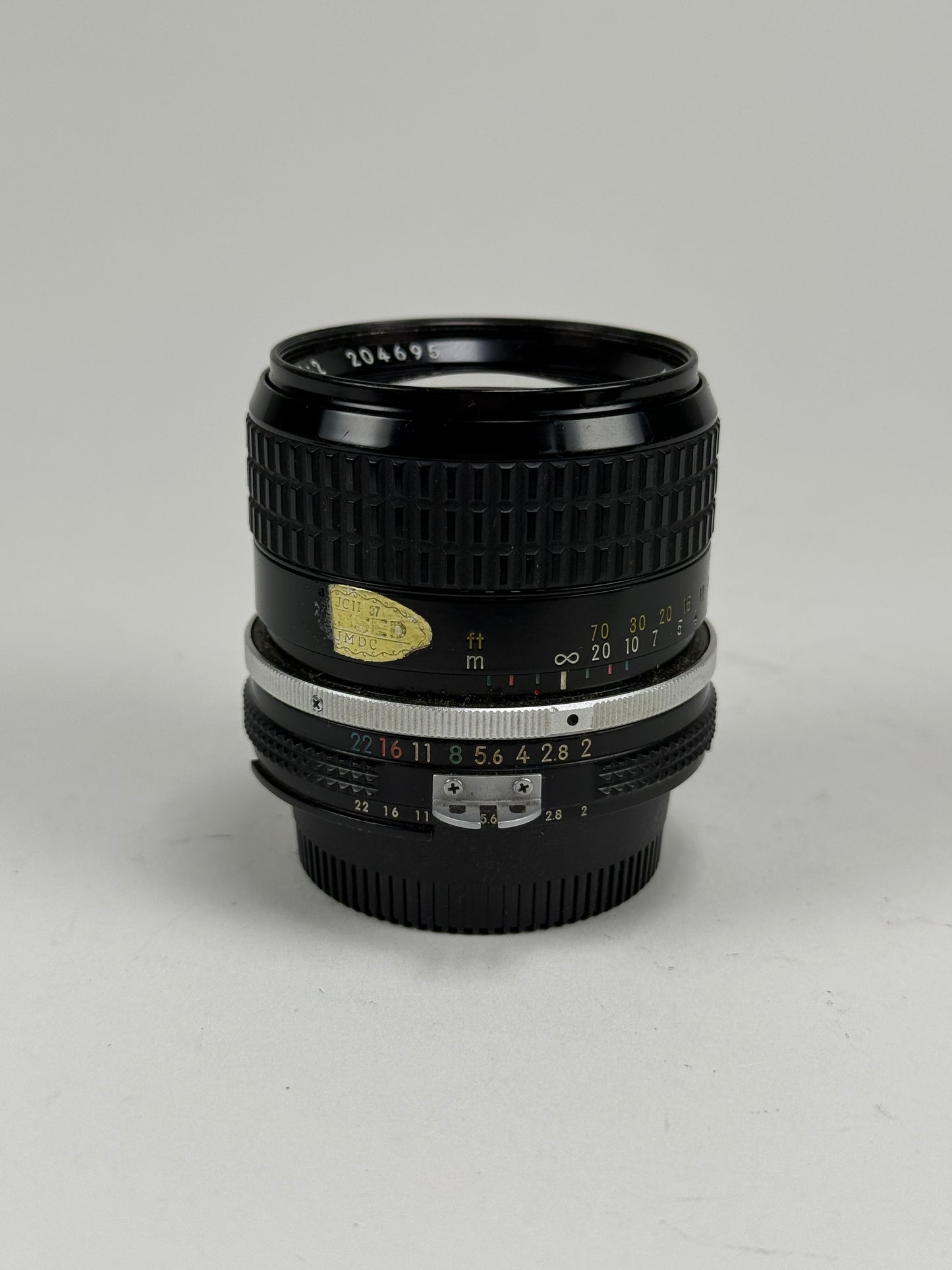 NIKON AI NIKKOR 85mm f2 Portrait MF Prime Camera Lens