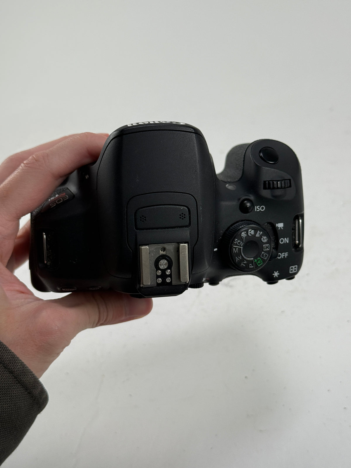 Canon EOS Rebel T5i 18mp Digital SLR Body