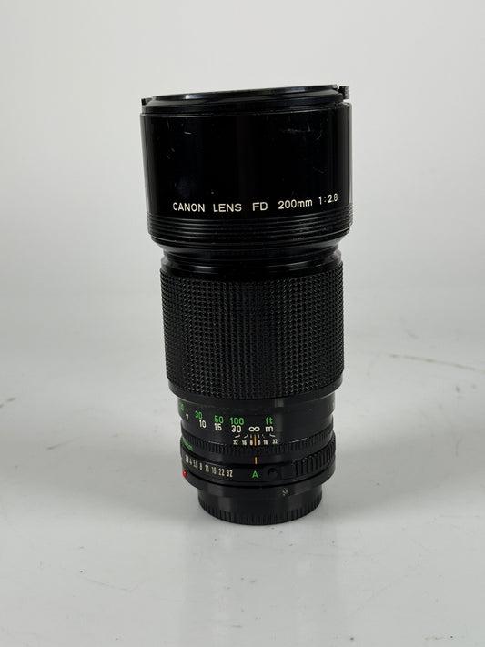CANON New FD NFD 200mm f2.8 Telephoto MF Lens