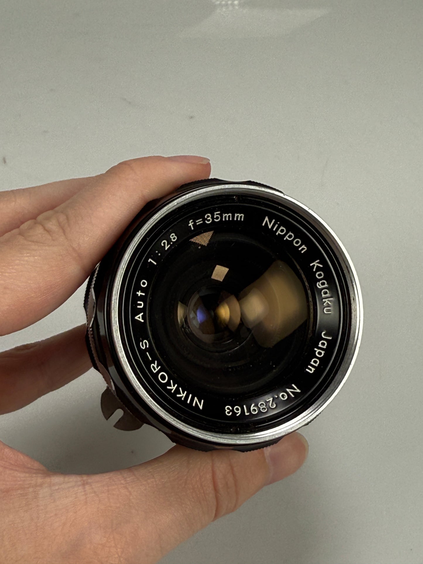 Nikon NIKKOR-S 35mm f2.8 non Ai MF Wide Angle Lens