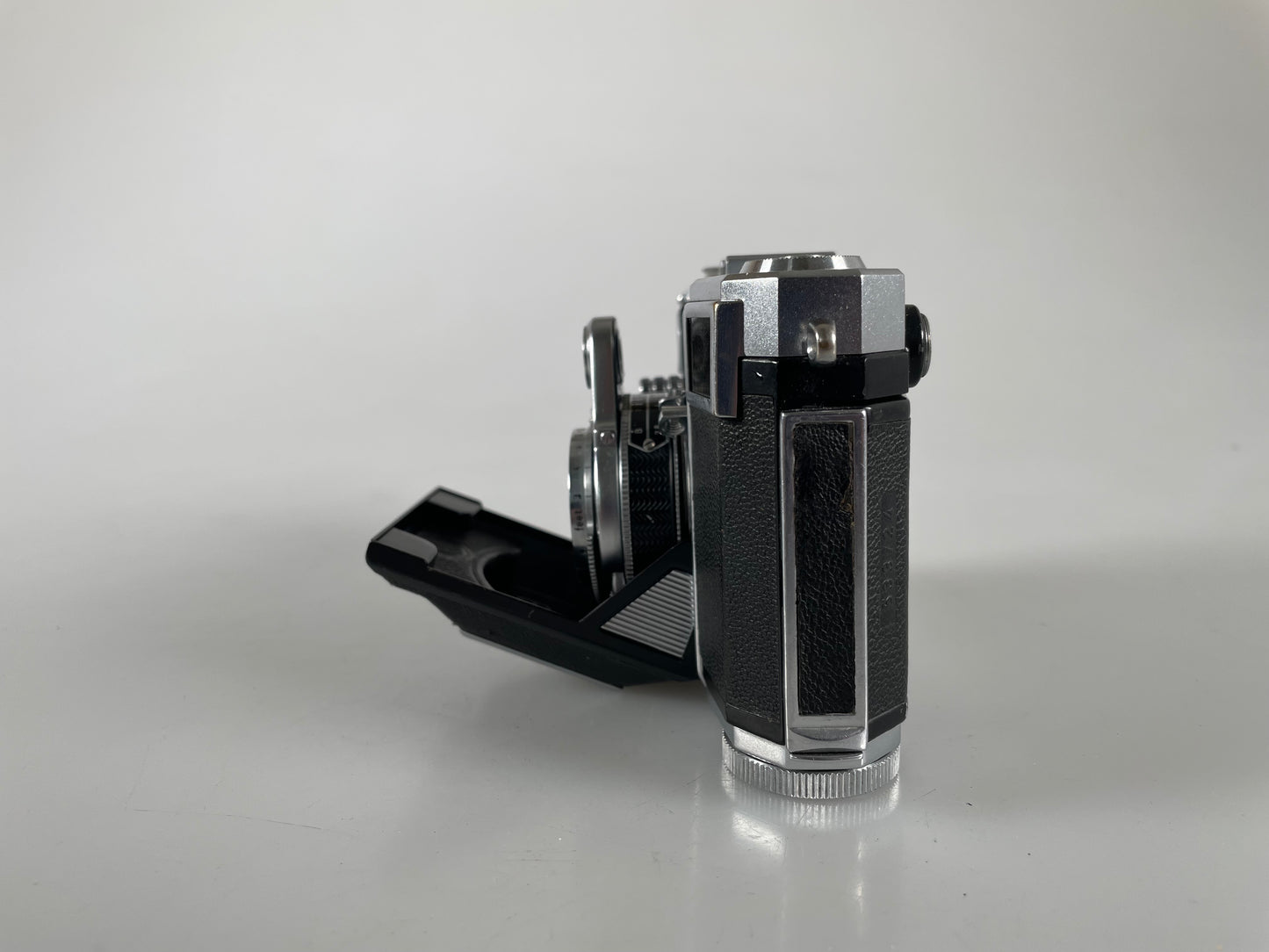 Zeiss Ikon Contessa 533/24 Zeiss Opton Tessar 45mm F2.8 Lens