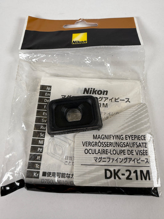 NIKON DK-21M Magnifying Eyepiece for D7500 D7200 D780 D750 D610 D600