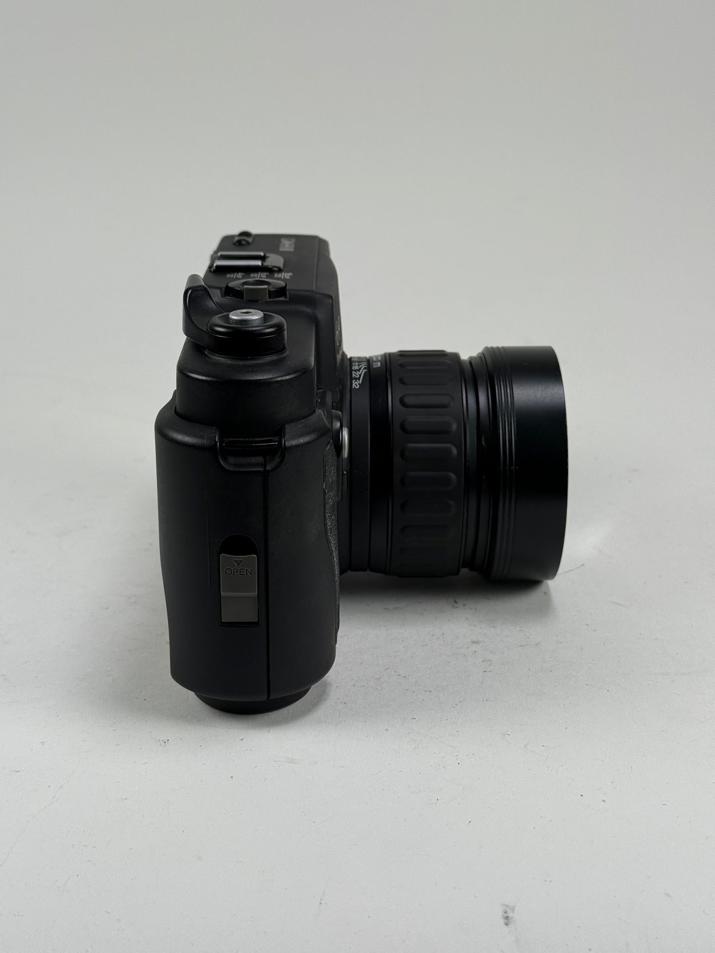 Fuji Fujifilm GW690 III 6x9 Film Camera 90mm F3.5 Lens