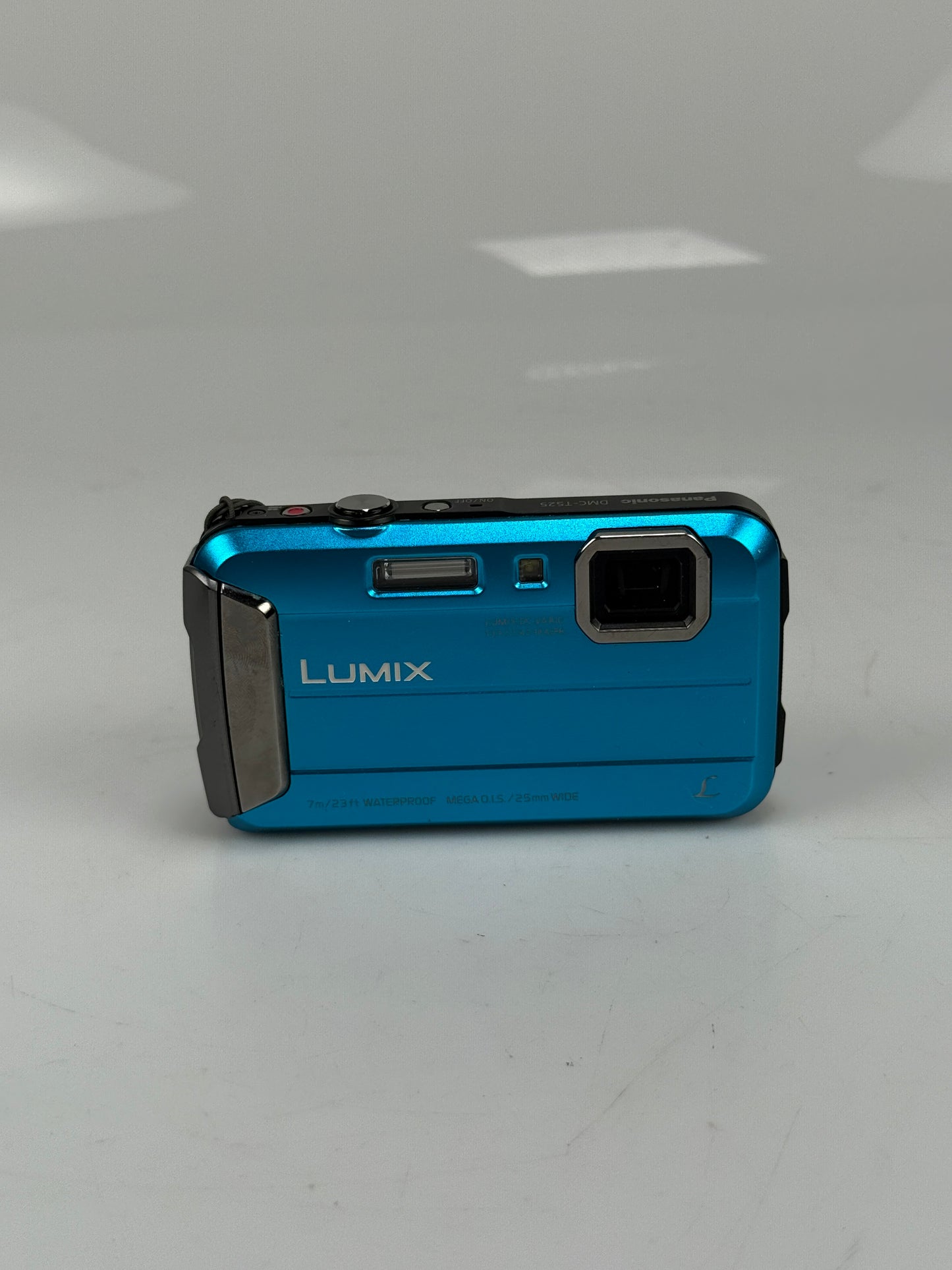 Panasonic LUMIX DMC-TS25 16.1 MP Digital Camera Blue