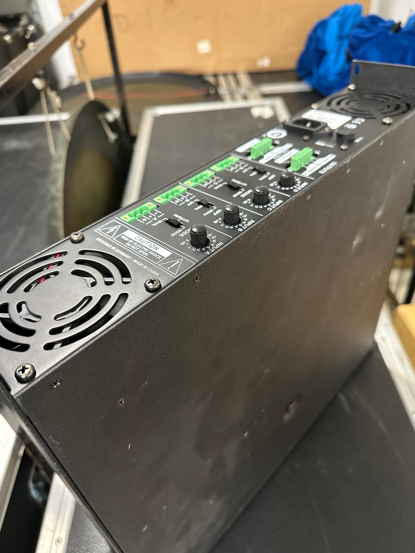 Electro-Voice EV 4x50W PA4150L rackmount amplifier