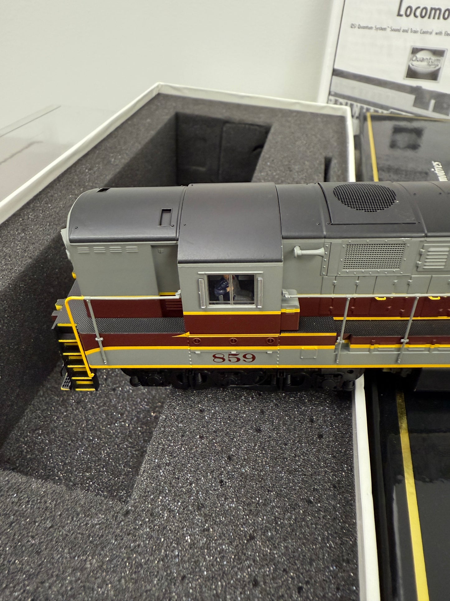 Atlas master gold HO 7706 Lackawanna Phase 1 859 Locomotive w/ DCC & Sound