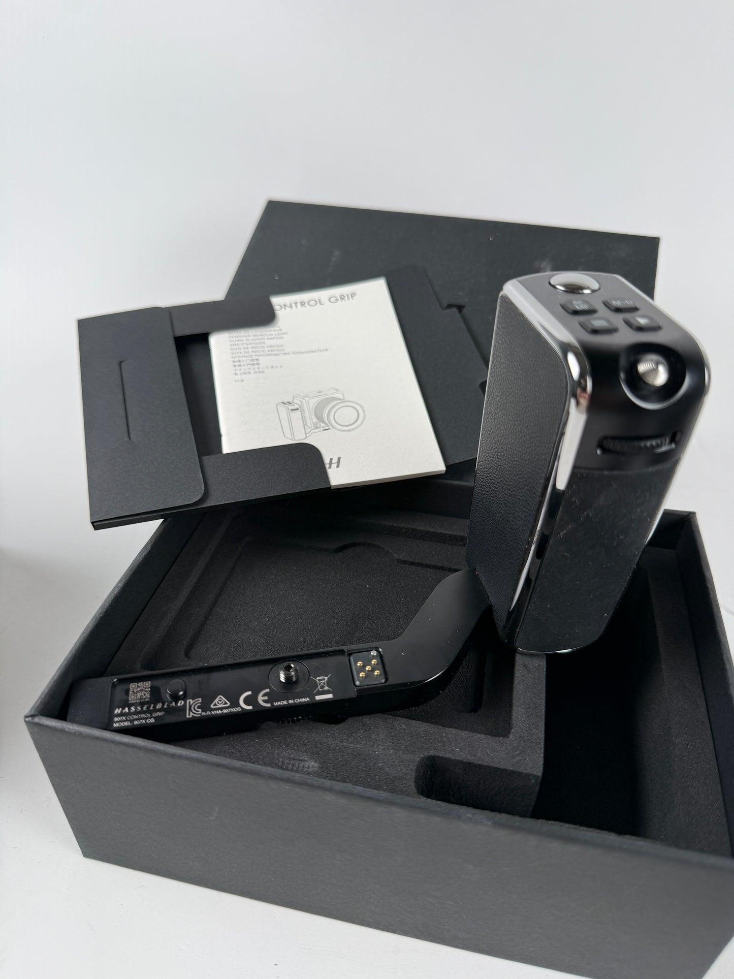 Hasselblad 907X CG Control Grip For X1D X1D II