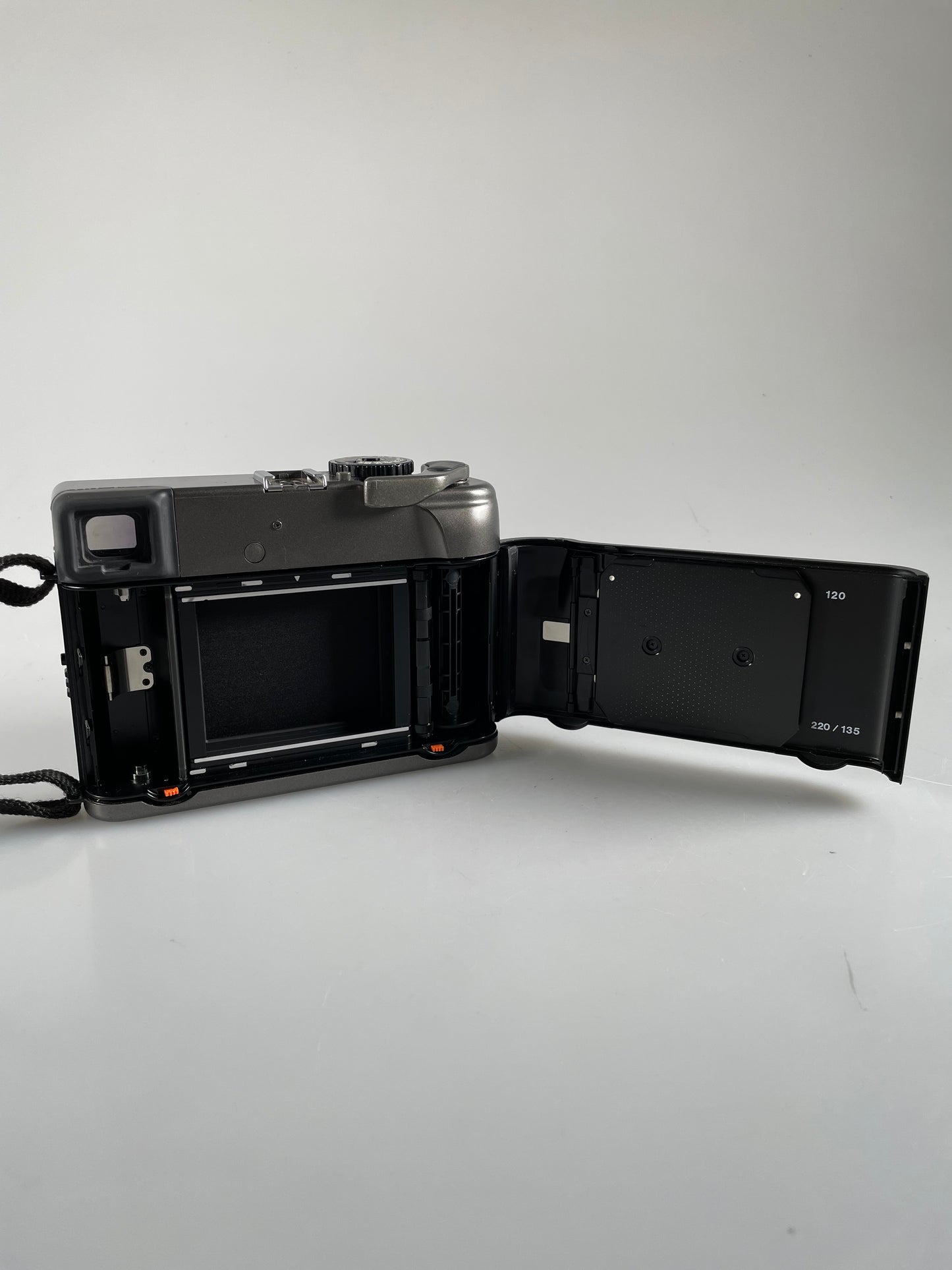 Mamiya 7 Rangefinder 6x7 Medium Format Film Camera body