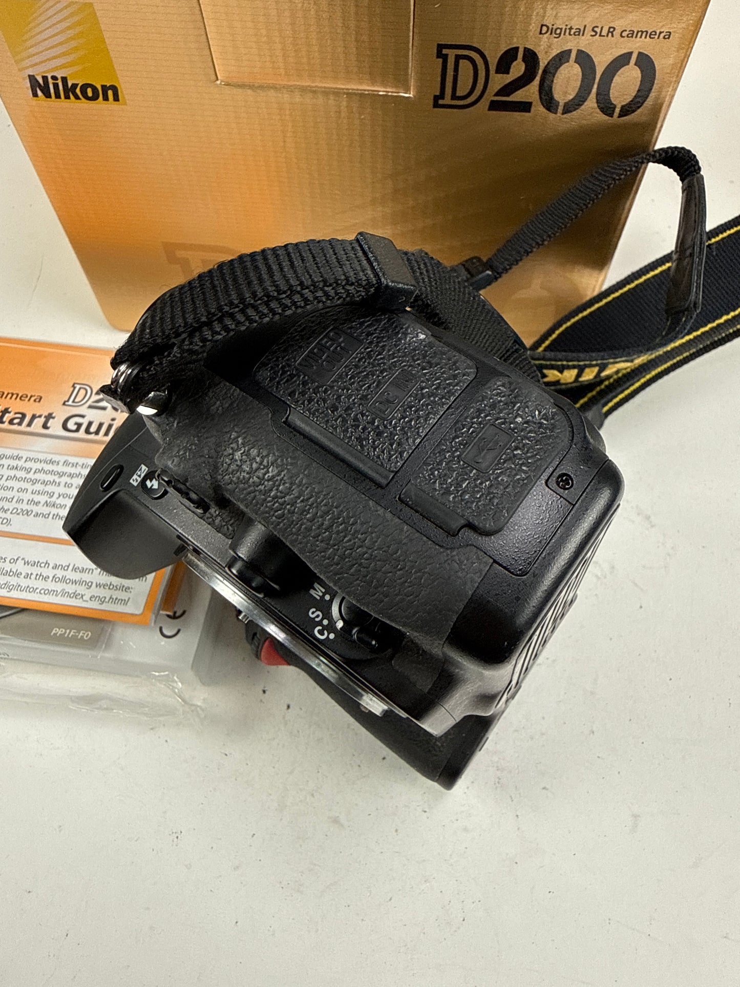 Nikon D200 10.2MP DX Digital SLR Camera Body
