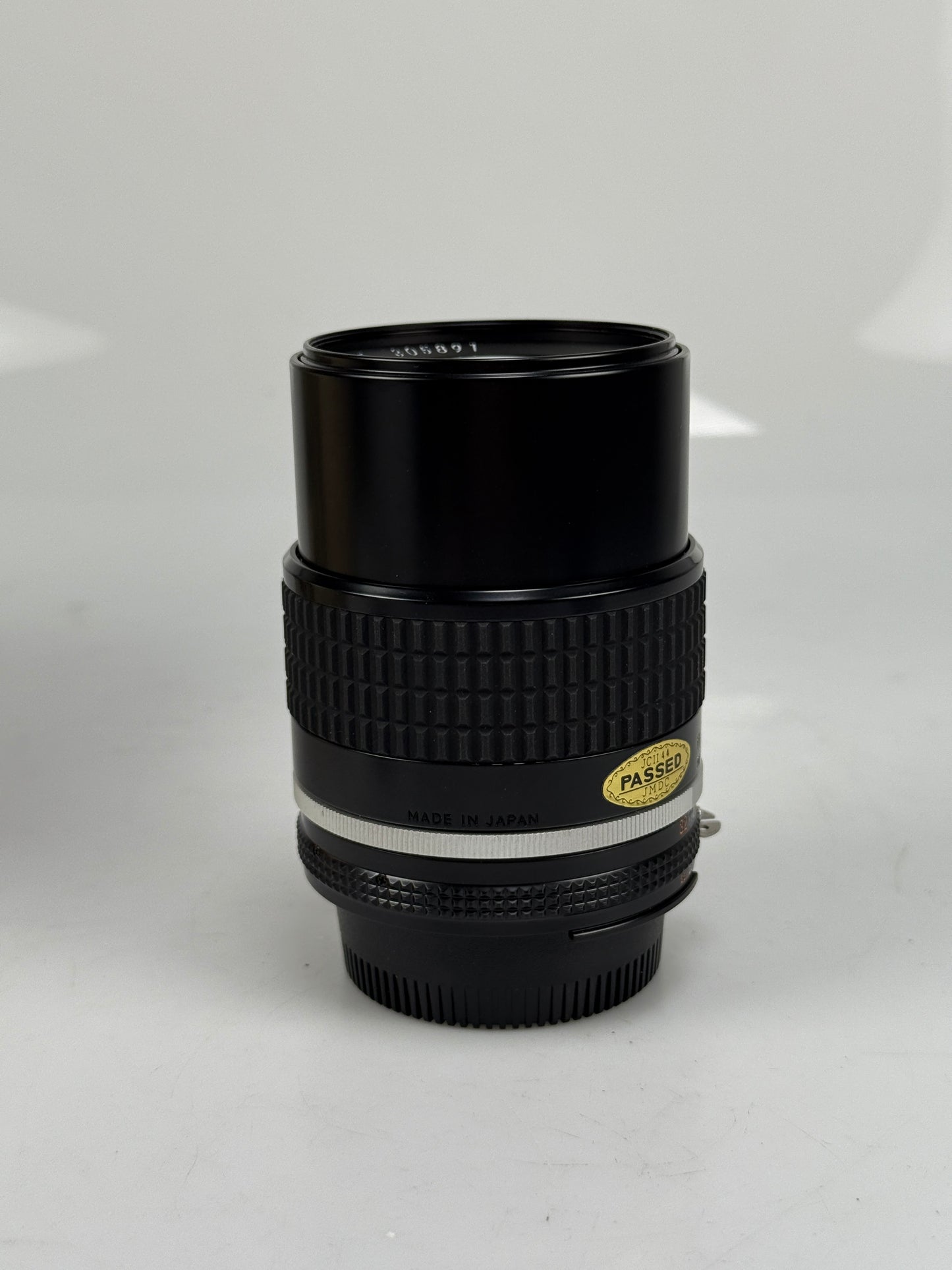 Nikon Ai-s Ais Nikkor 135mm f3.5 Telephoto MF Lens