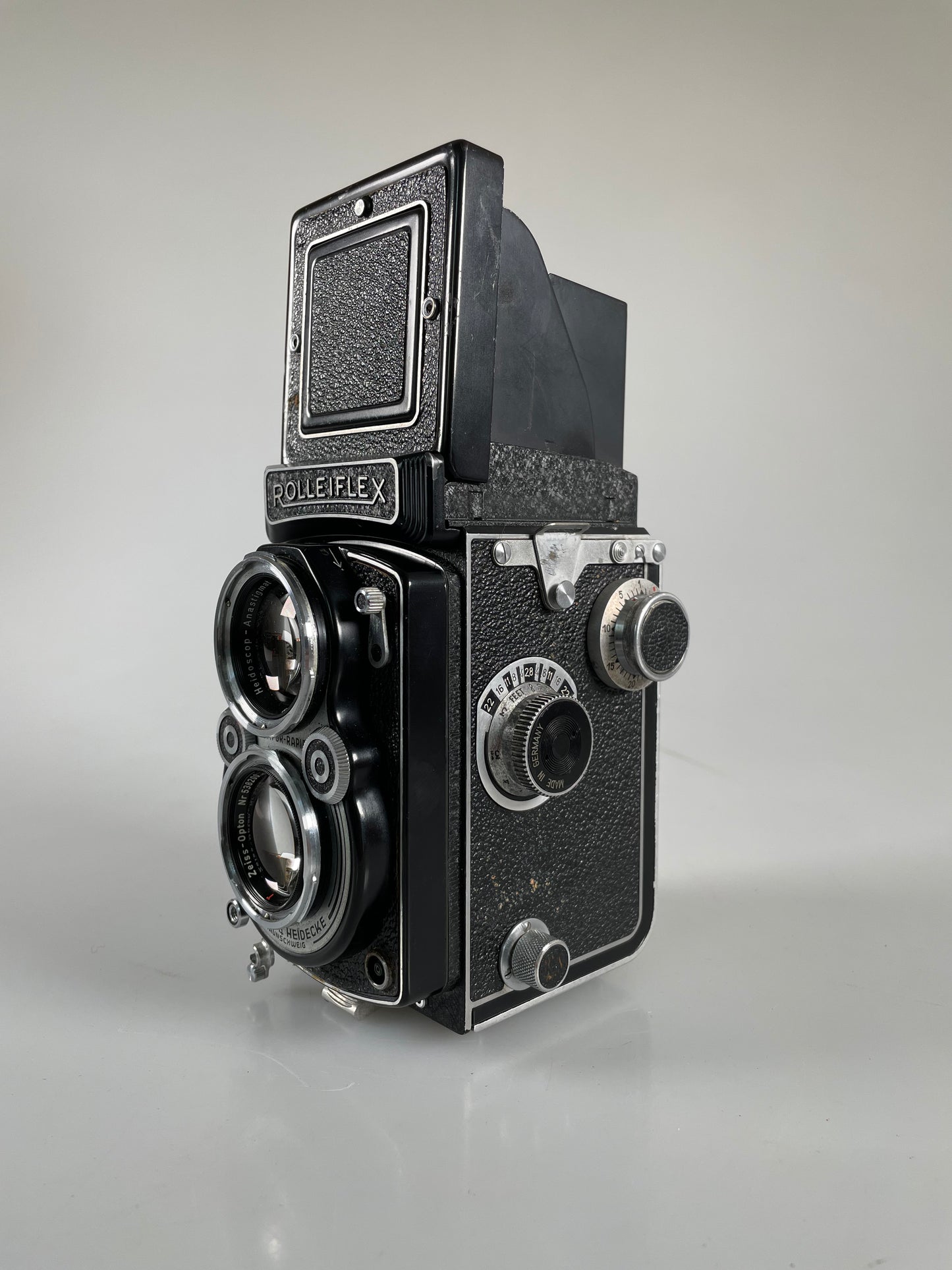 Rolleiflex 2.8A TLR Camera w/ Tessar 80mm f2.8