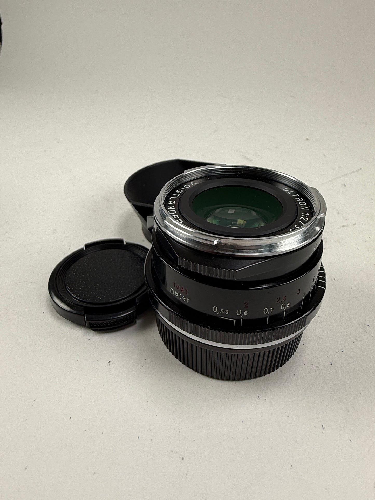 Voigtlander Ultron Line 35mm F2 Aspherical Type II VM