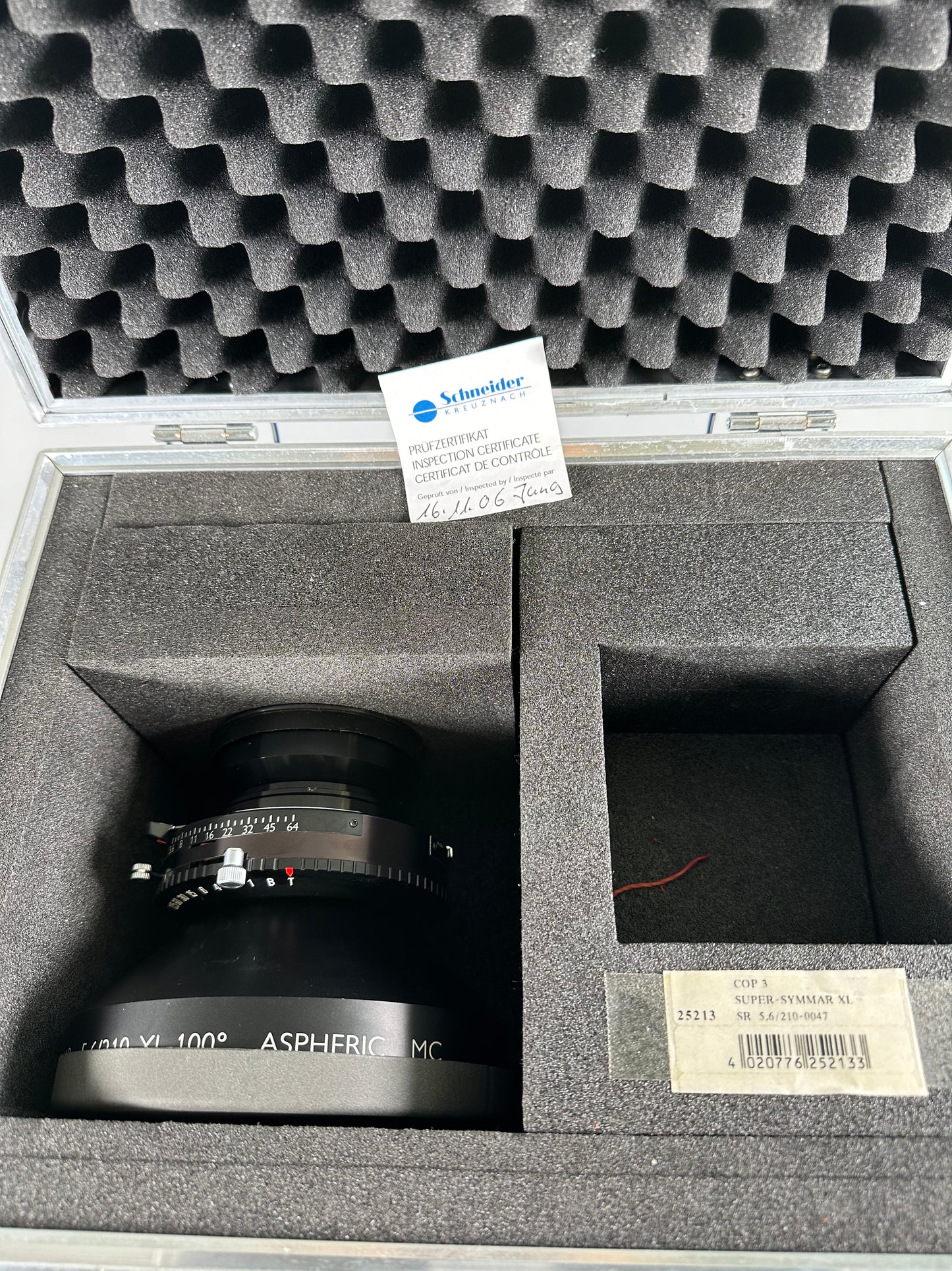 Schneider 210mm f5.6 XL Super Symmar Aspheric MC Lens 8x10 with Case