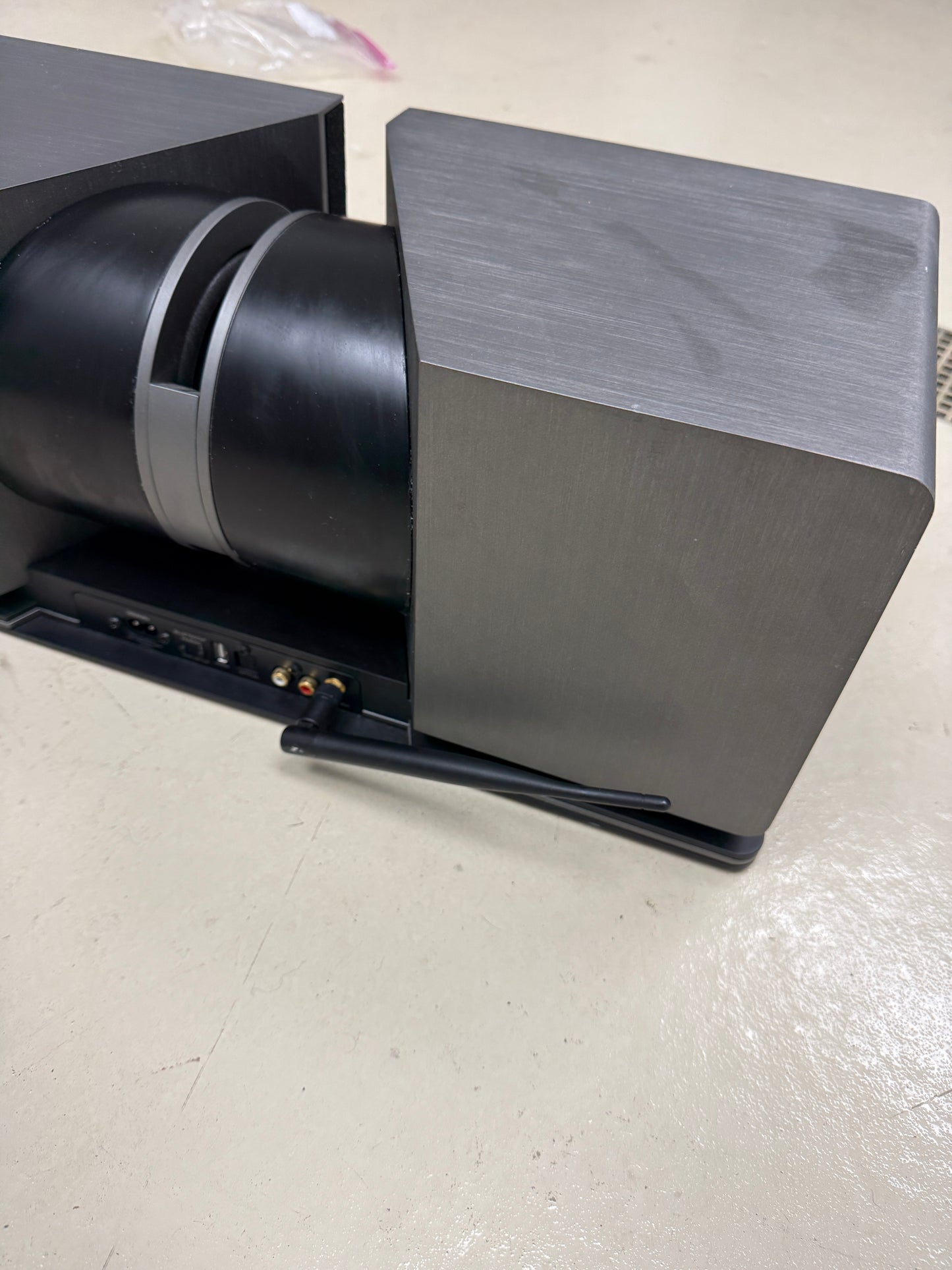 Klipsch Stadium Wireless Speaker System WIFI