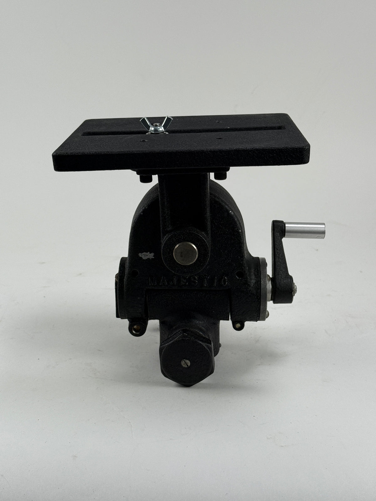 Majestic Model 1901 Heavy Duty Geared Tripod Head