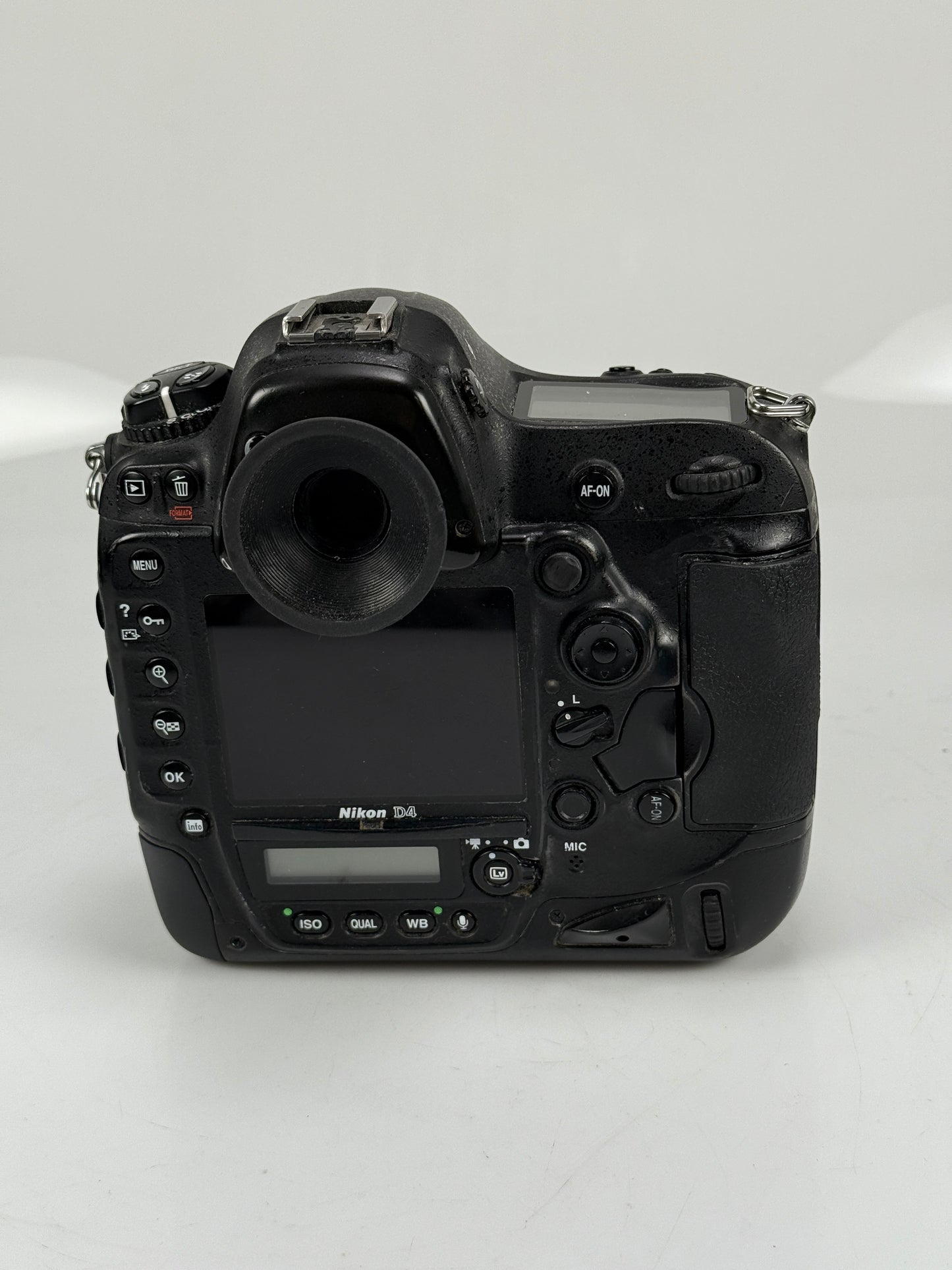 Nikon D4 16.2MP Digital SLR Camera Body