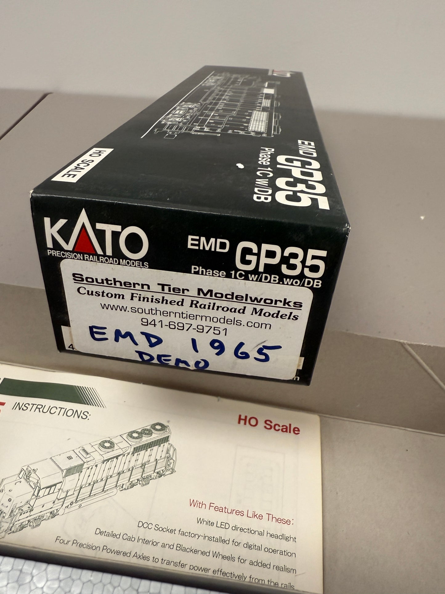 Kato EMD GP30 EMD GM 1965 Demo Custom By Southern Tier Modelworks