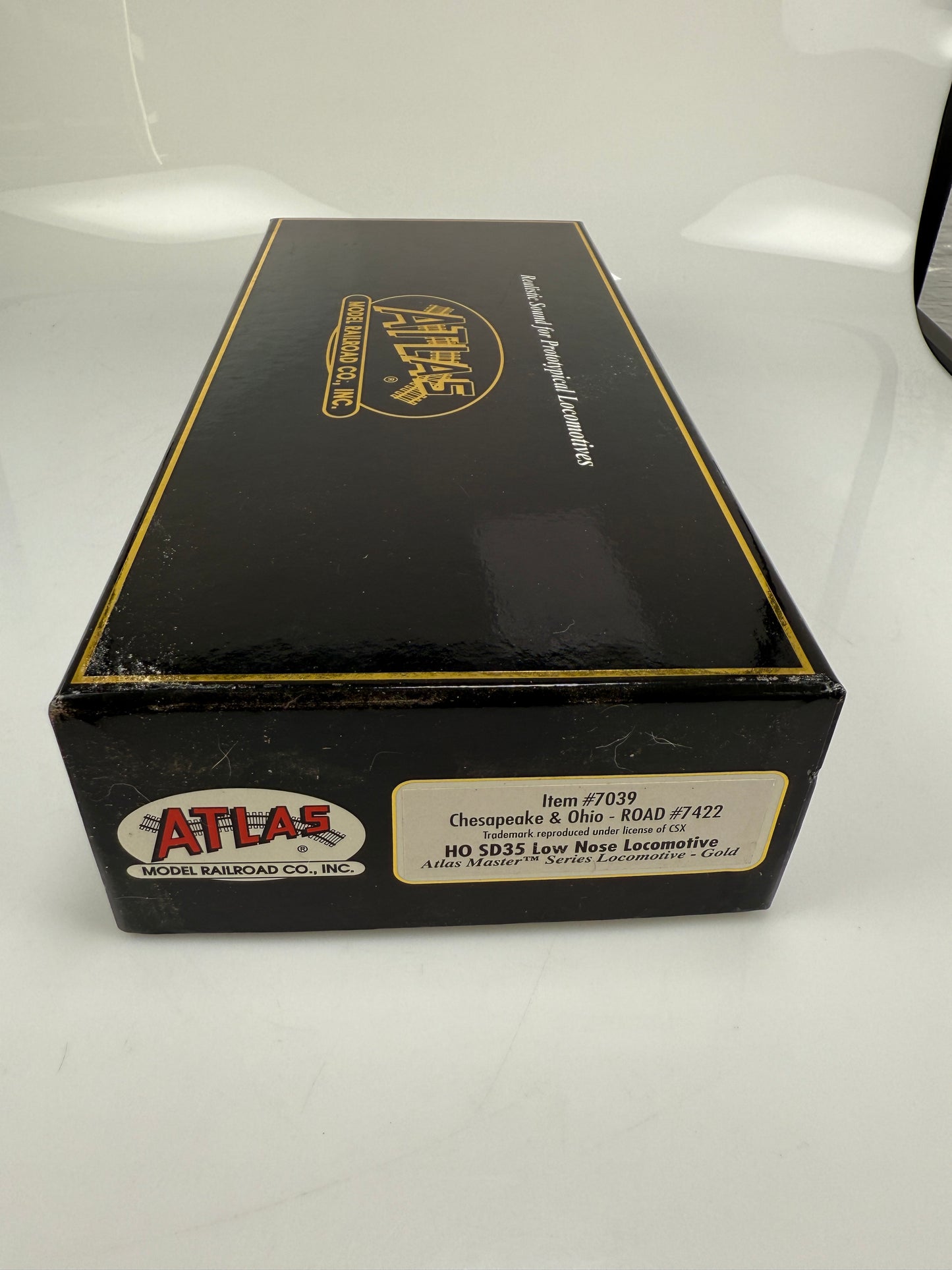 ATLAS master gold 7039 Chesapeake & Ohio 7422 SD35 low nose locomotive w/ DCC & Sound