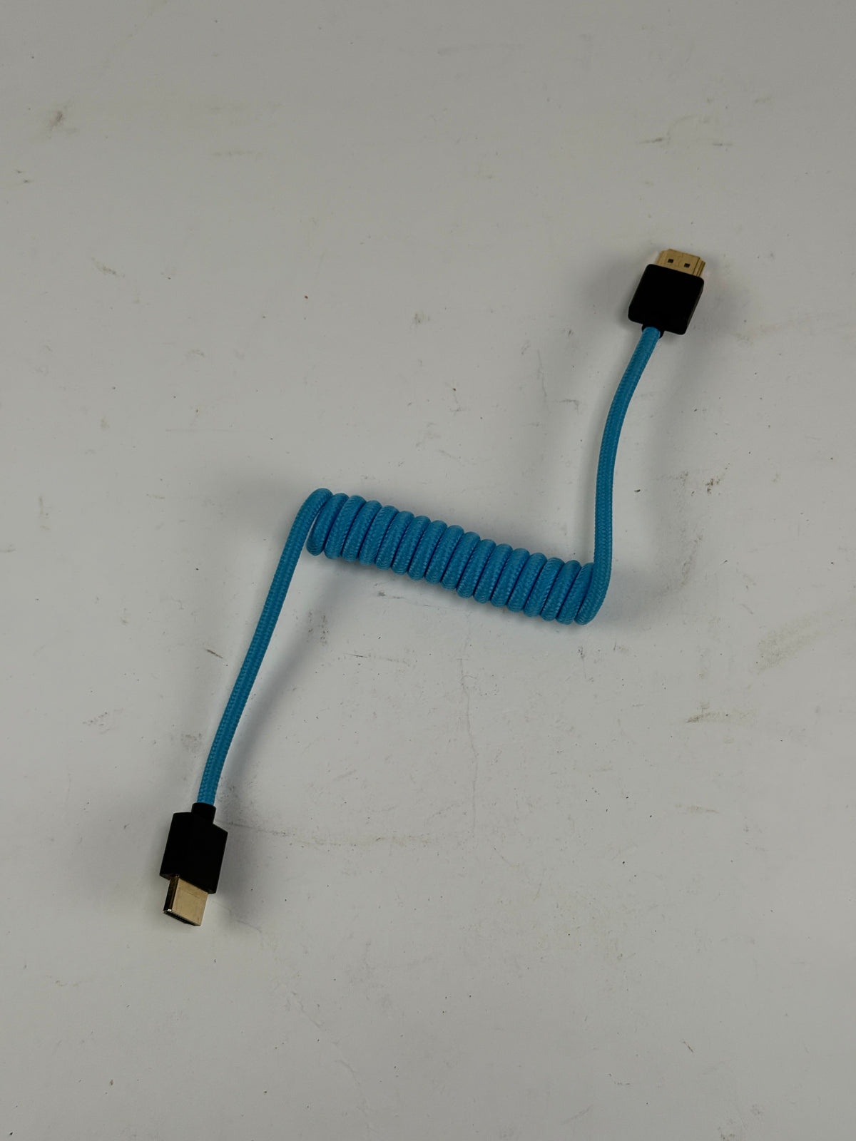 Kondor Blue Full HDMI To Full HDMI Cable 12"-24" Braided Coiled - Blue