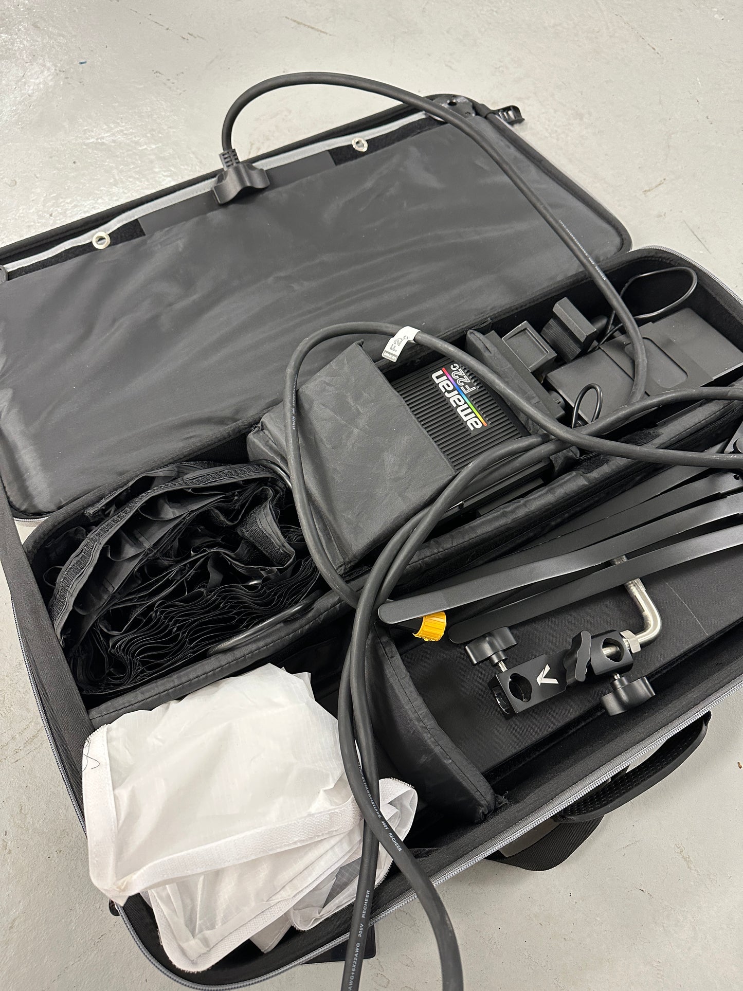 Aputure Amaran F22c 2x2' 200W RGBWW Flexible LED Mat Fixture