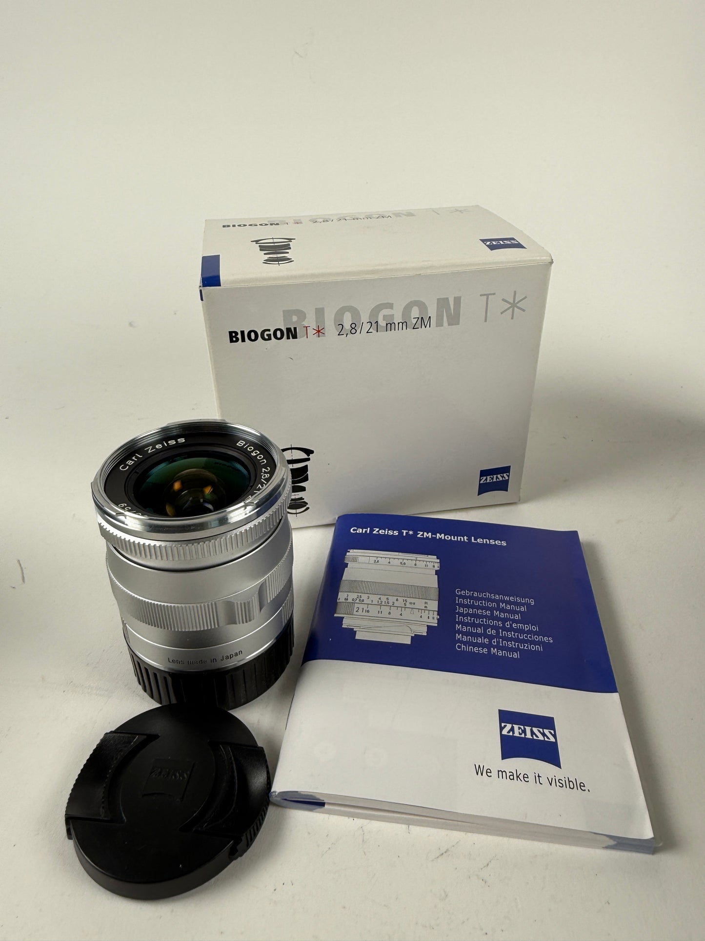Zeiss 21mm f2.8 Biogon T* ZM Lens Leica M Mount Silver