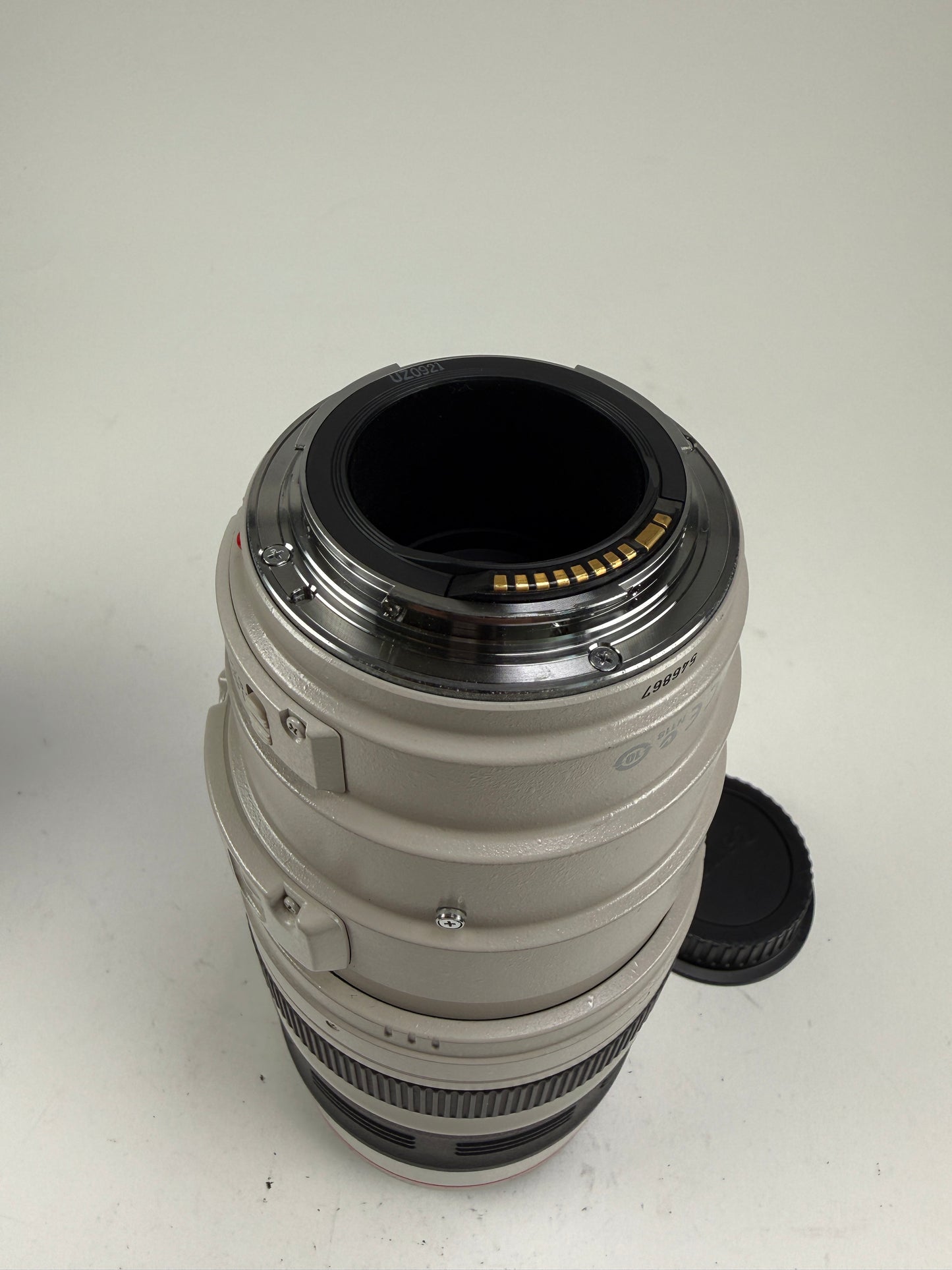 Canon EF 100-400mm F4.5-5.6L IS USM camera lens
