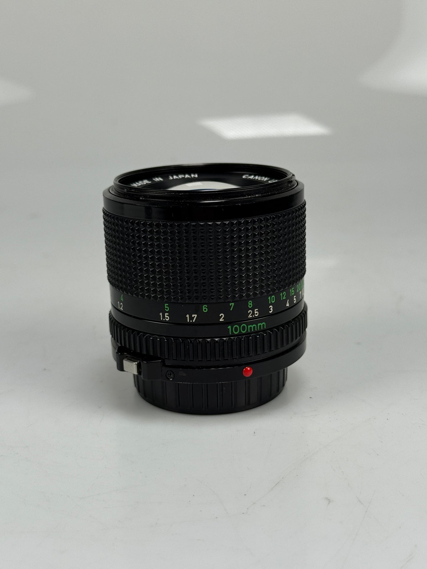 Canon FD New 100mm f2.8 Lens