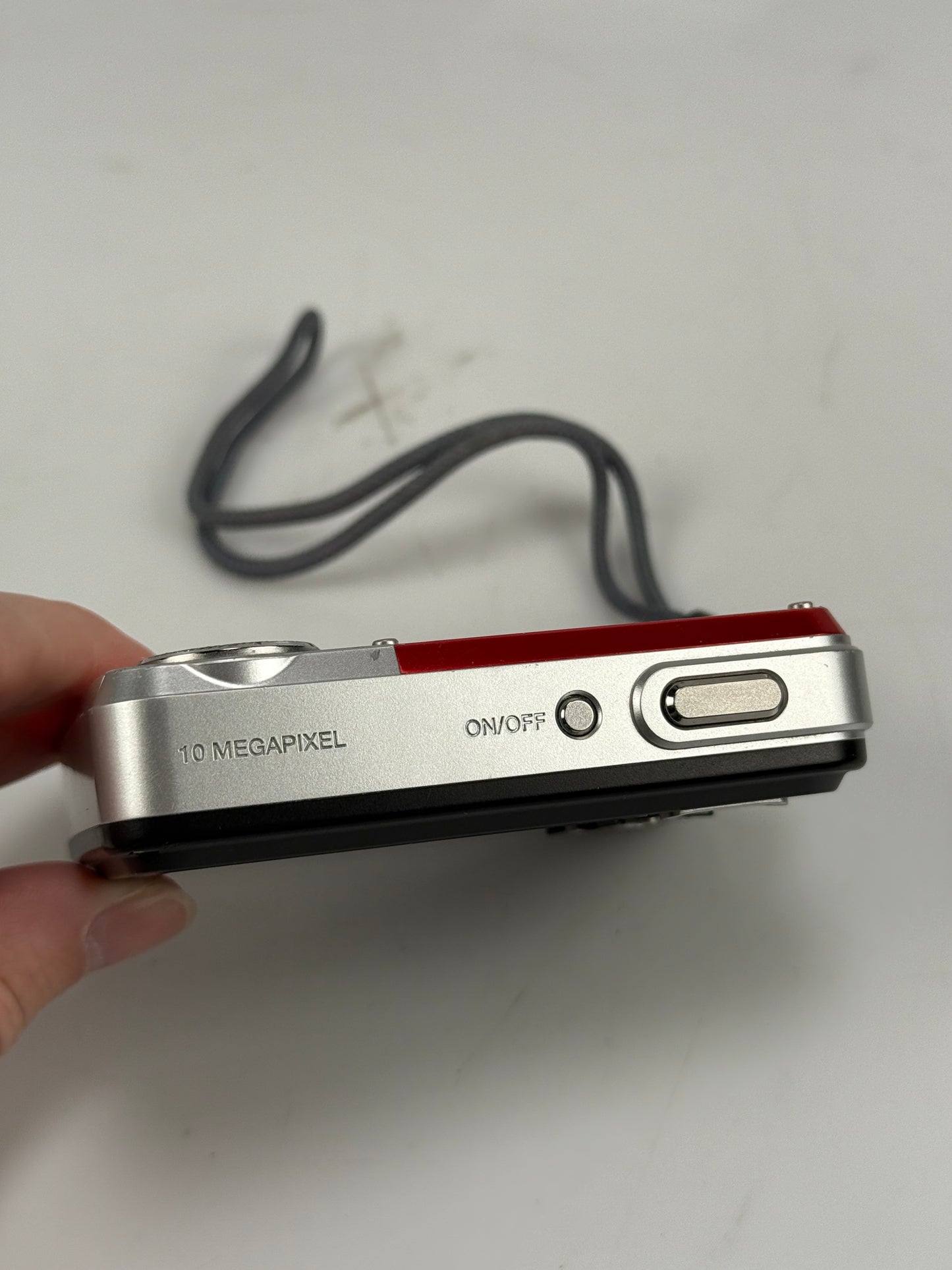 Olympus X-560WP Waterproof Digital Camera 10mp