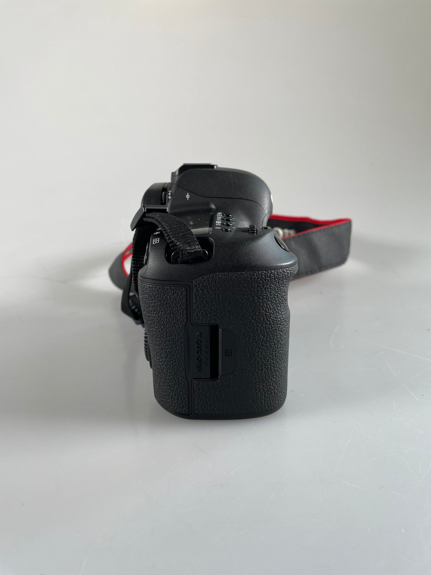 Canon EOS 5D Mark IV 30.4MP Digital SLR Camera Body - Shutter count 17k