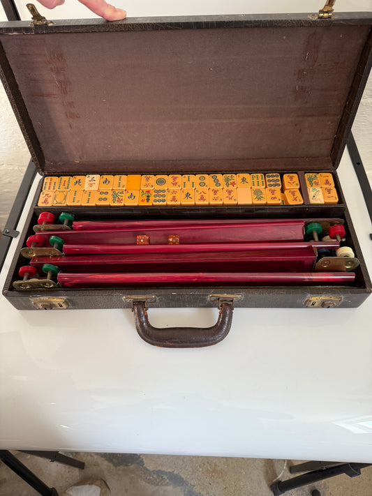 RARE Vintage Mahjong Mah Jong Jongg Catalin Bakelite Set with case