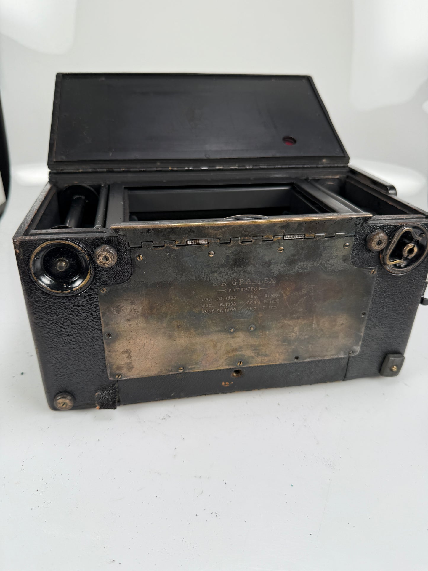 Graflex 3A Bellows Camera with Bausch Lomb Zeiss tessar 5x7 lens