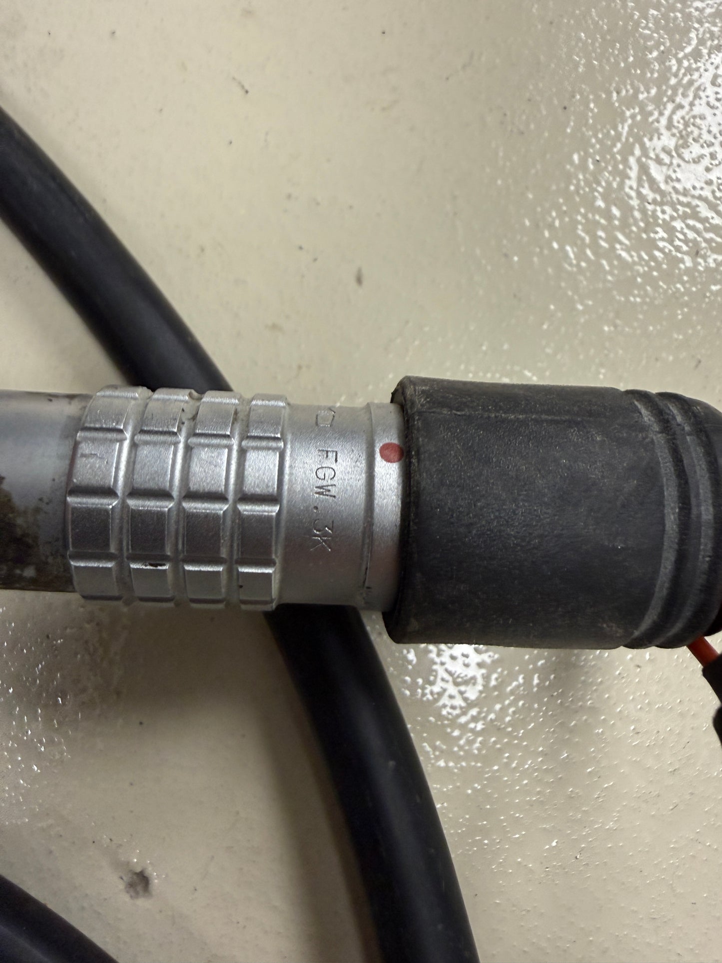 Mowhawk LEMO FGW-PHW Hybrid Fiber Optic Cable SMPTE
311M COMPOSITE