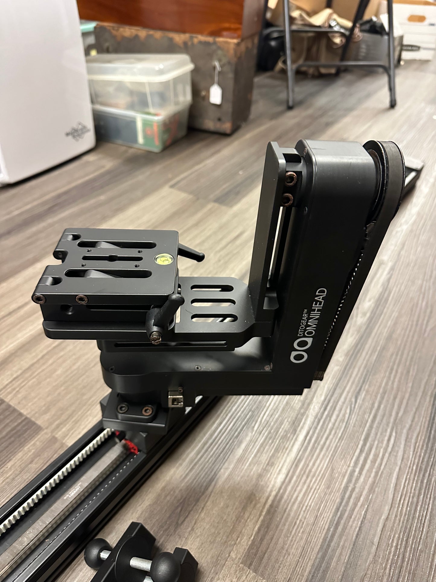 DitoGear OmniSlider linear motion for cinema with OmniHead, lensdrive, dragonbridge