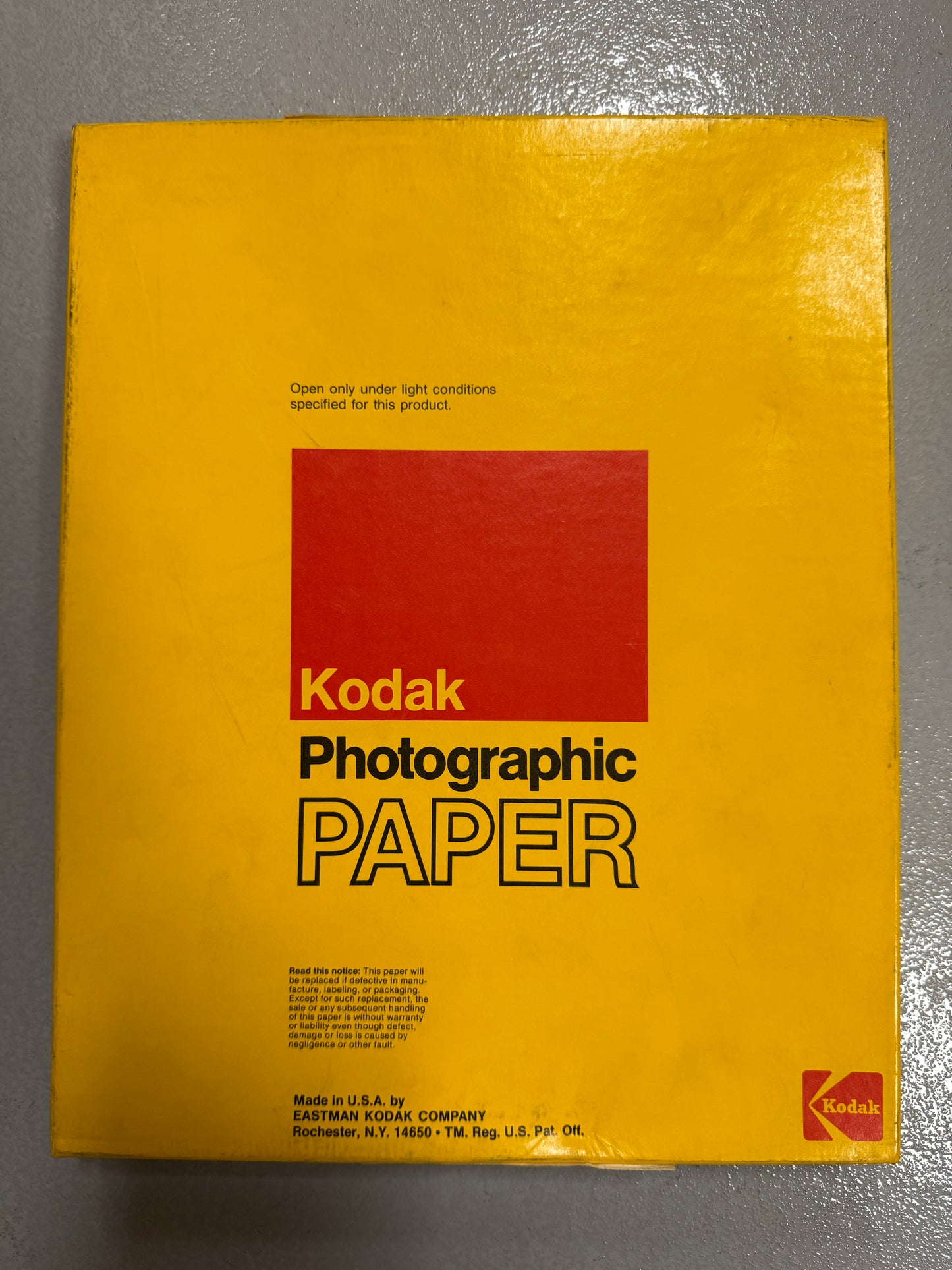 Kodak Azo F1 B&W Paper - 8x10 single weight