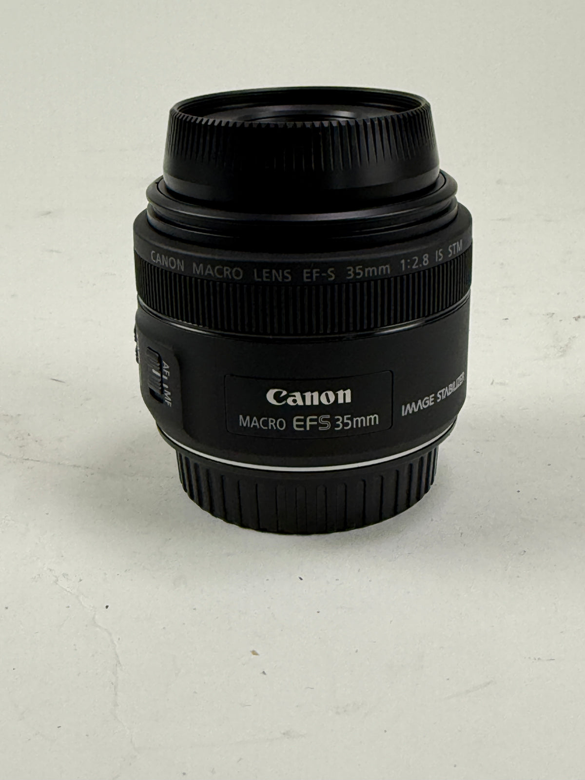 Canon EF-S 35mm f2.8 Macro IS STM Lens