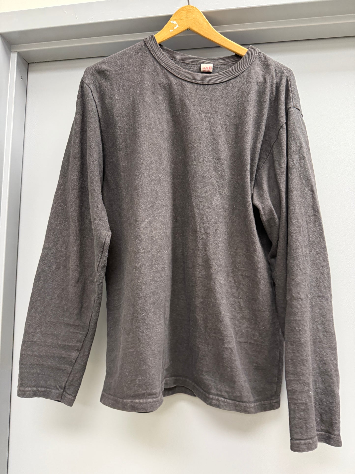 UES No. 8 Slub Nep Long Sleeve Tee Sz 4 (US L) Made in Japan Heavyweight Black