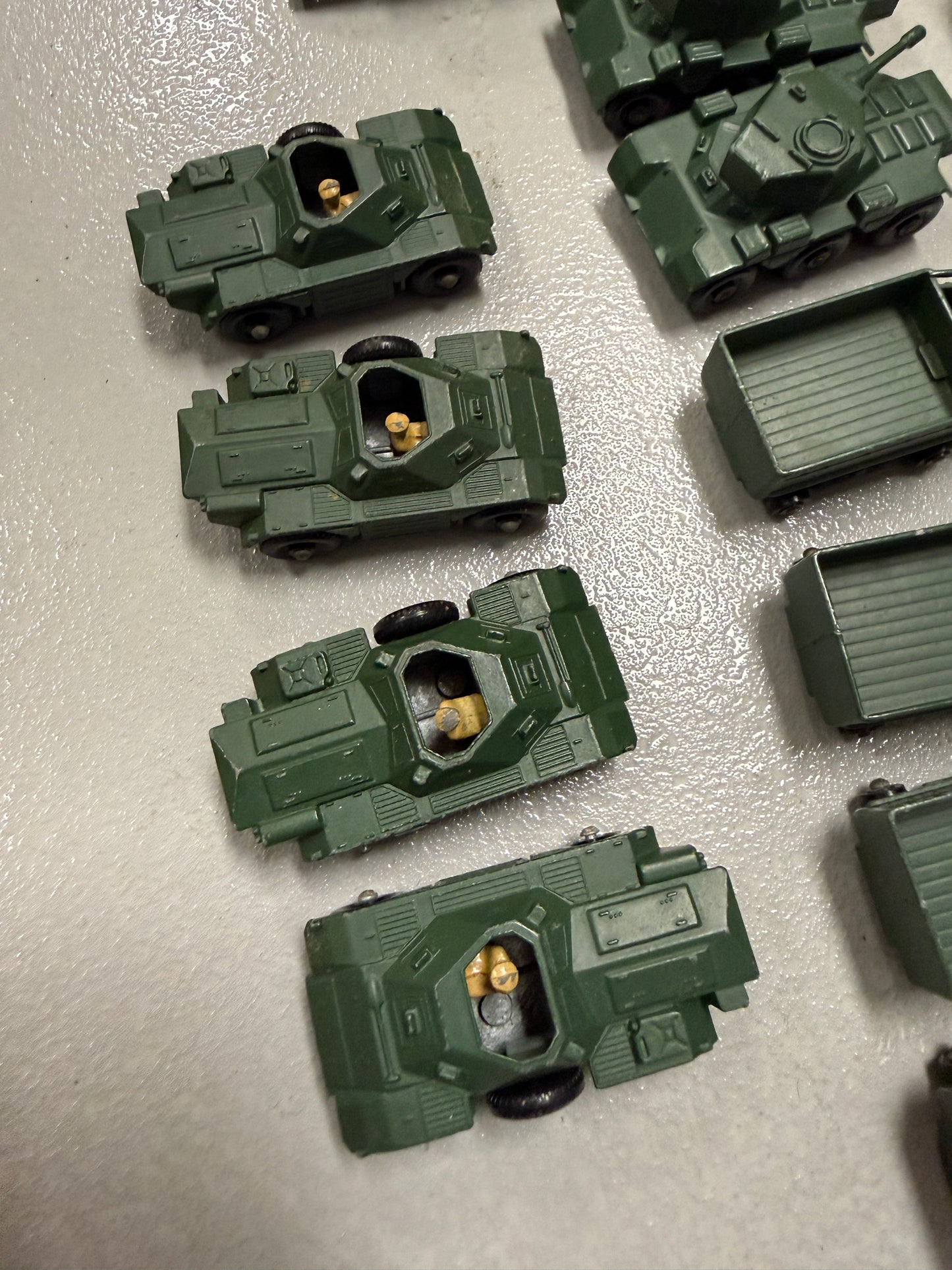 Vintage Lesney Matchbox car lot of 13 military vehicles tank, no 67, 68, 49, etc