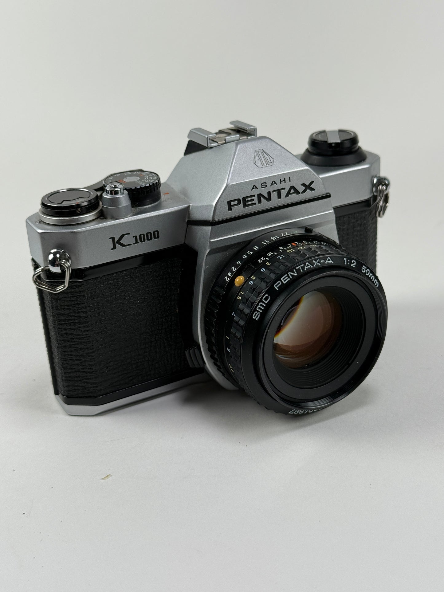 Pentax K1000 35mm SLR Camera Kit w/ 50mm f2 lens kit