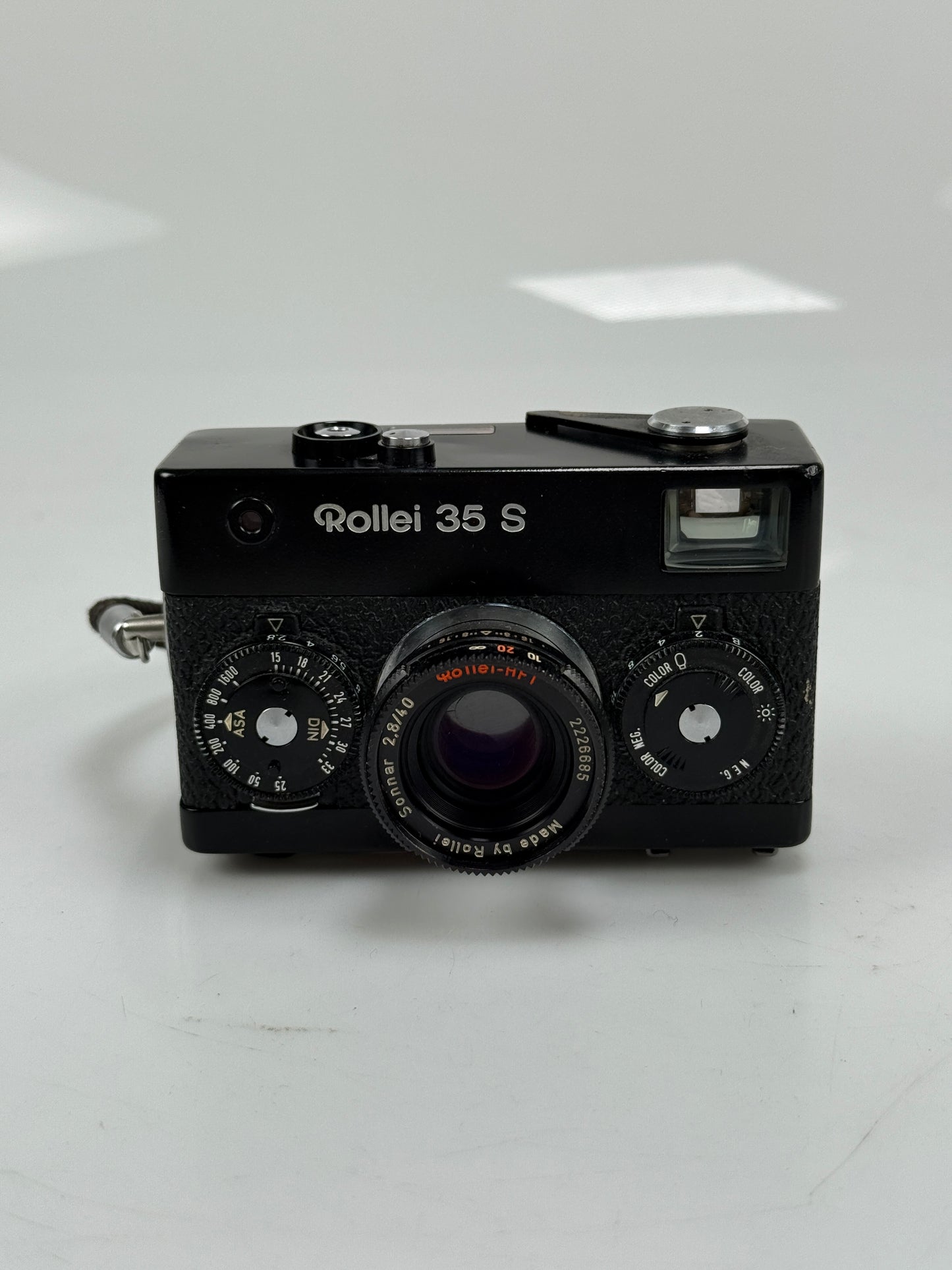 Rollei 35 S 35S 40mm Sonnar f2.8 HFT Lens black