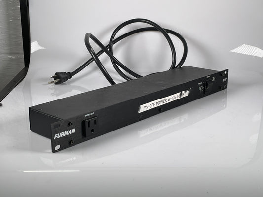 Furman M8X2 8 Outlet Power Conditioner and Surge Protector