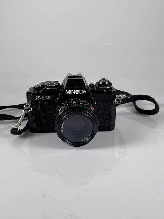 Minolta X-570 Black 35mm SLR Film Camera w/ MD Rokkor-X 50mm f2 Lens kit