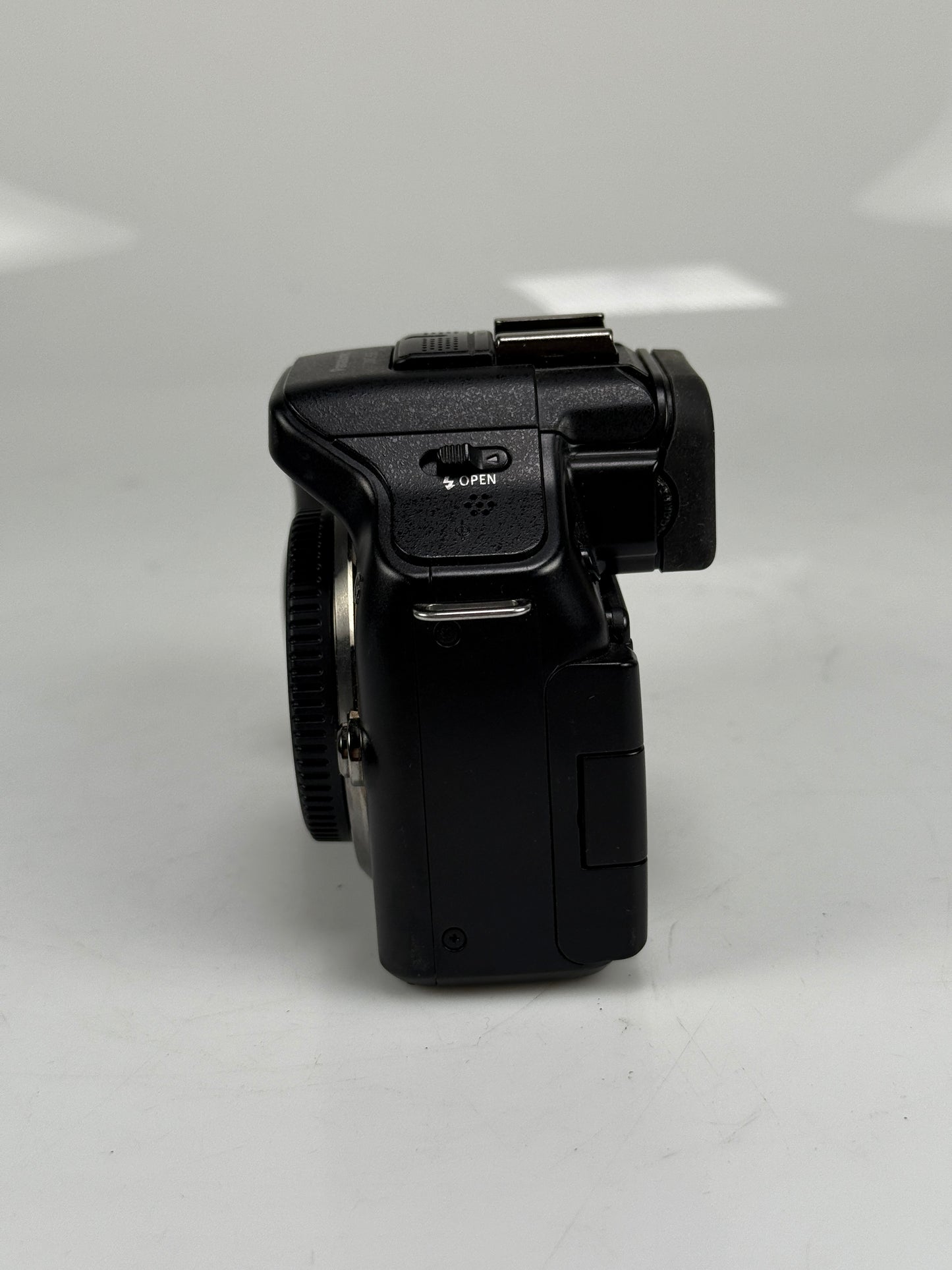 Panasonic Lumix DMC-G5 Mirrorless MFT Digital Camera Body