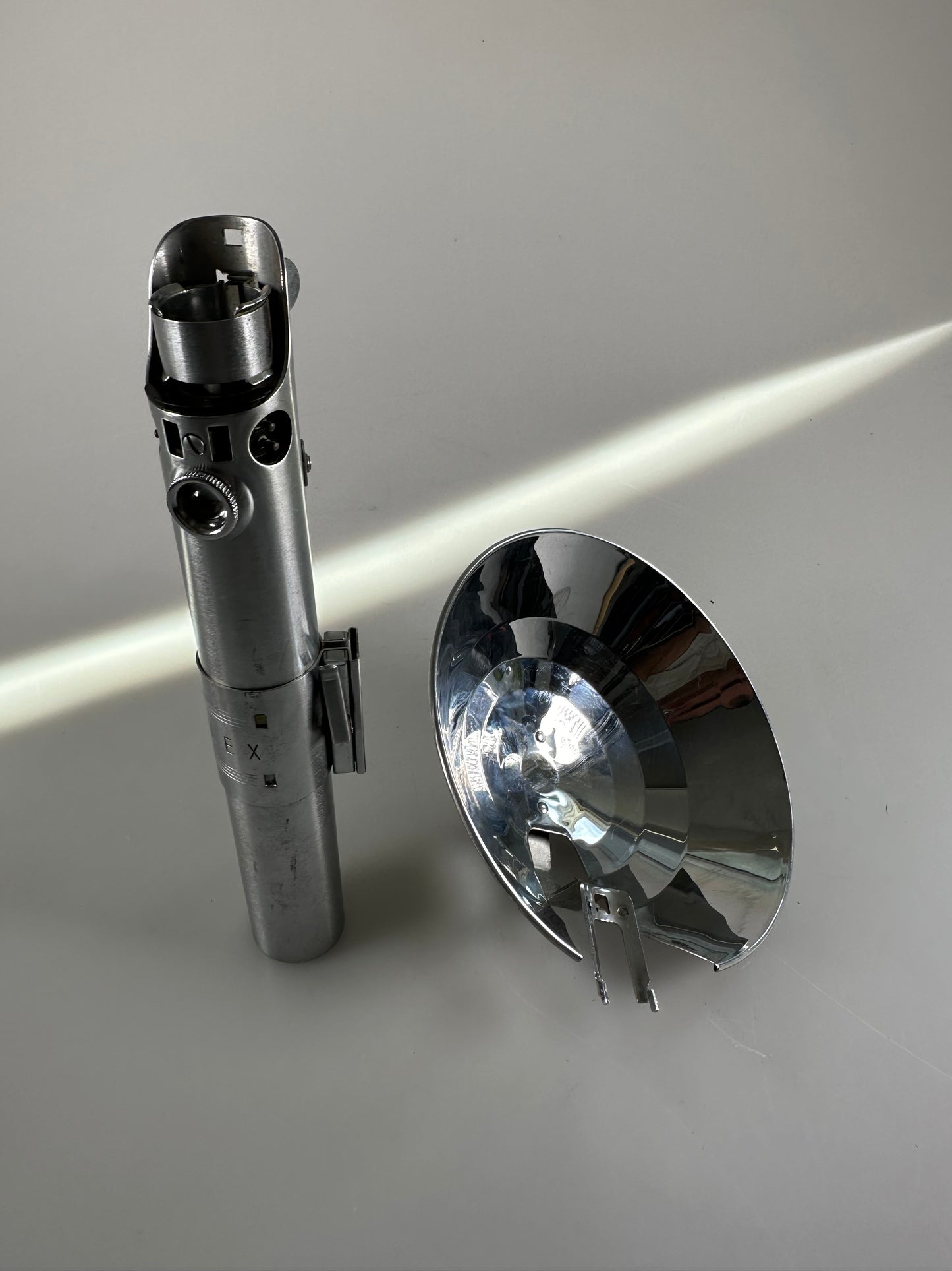 GRAFLEX 3 Cell Flash Star Wars Lightsaber with reflector