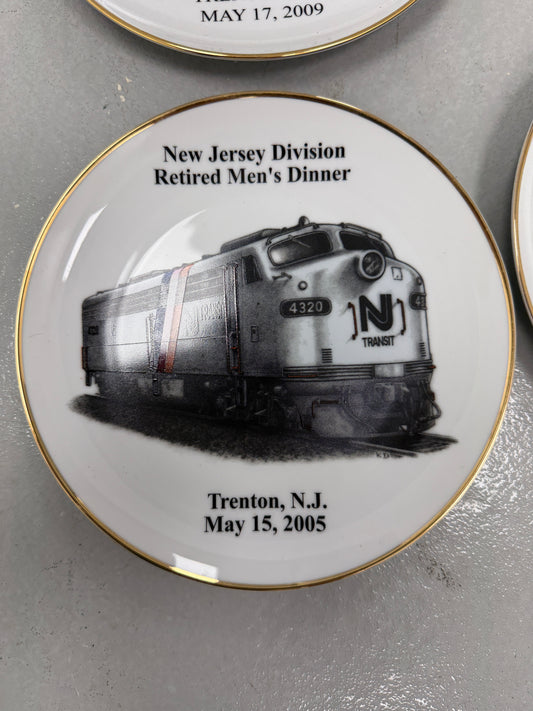 Lot of 11 New Jersey Division Trenton Pennsylvania Railroad commemorative Plates
