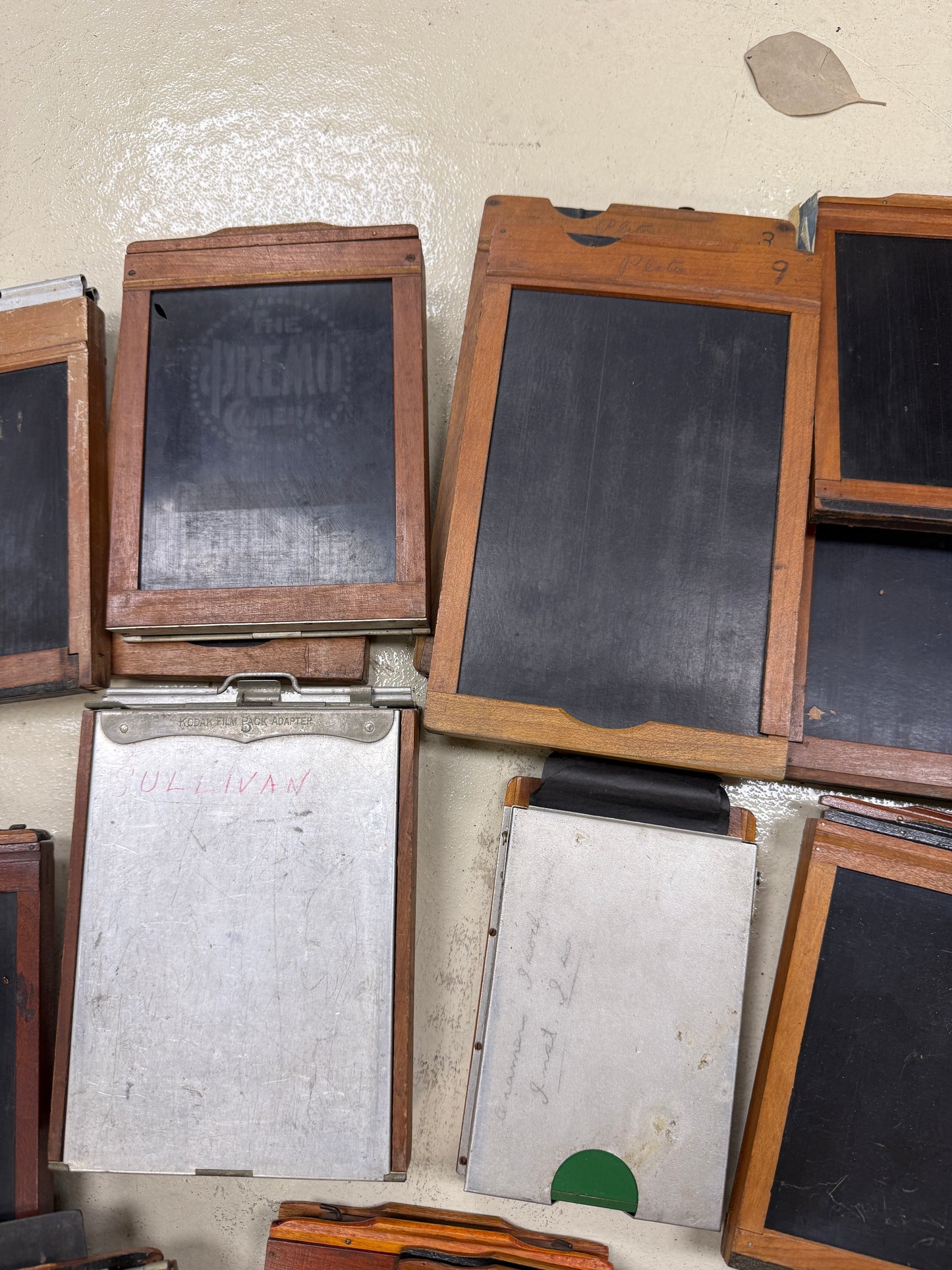 Large lot of Vintage Cut Film Holders wooden Premo, graflex, Kodak, etc