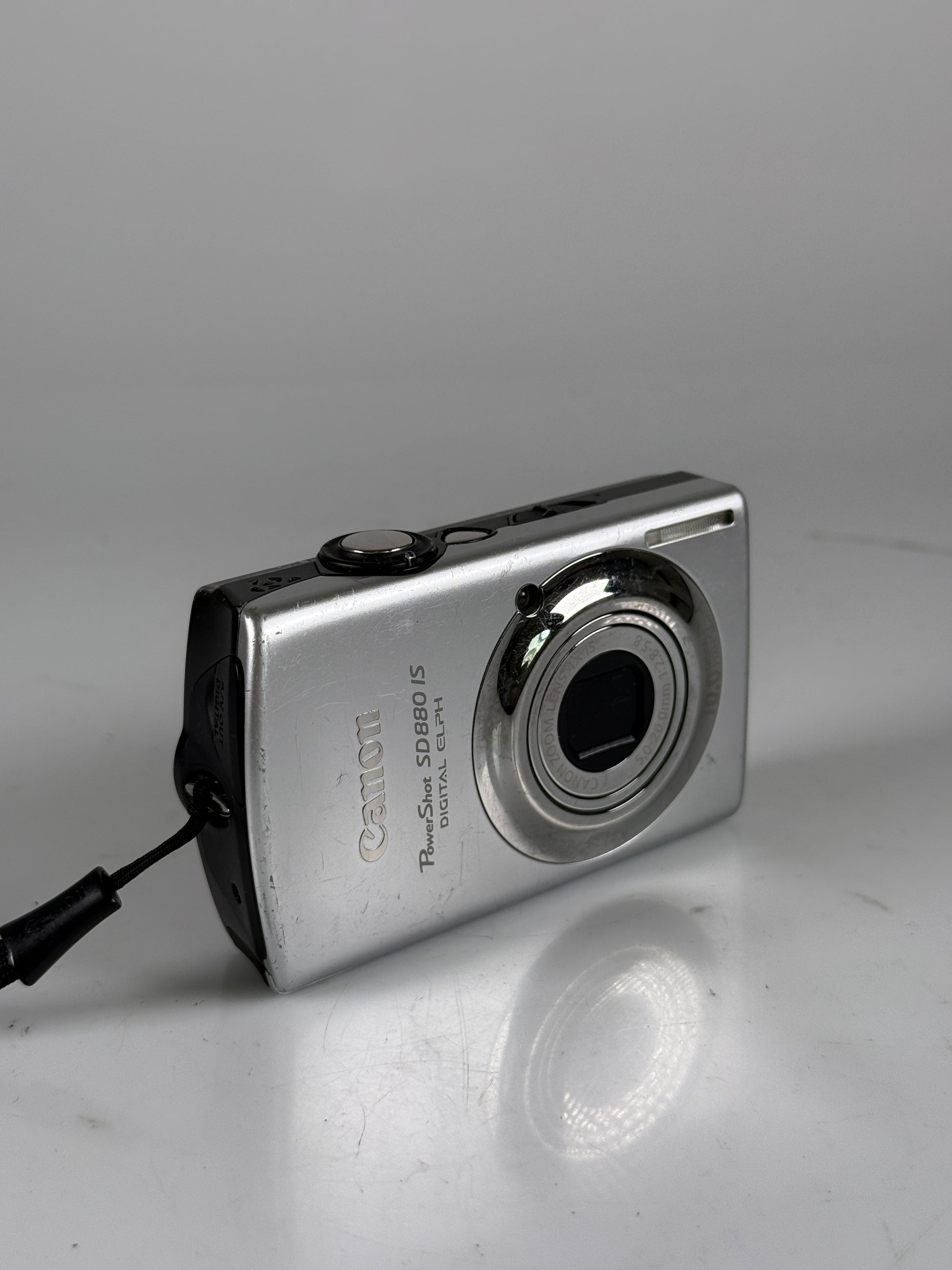 Canon PowerShot Digital ELPH SD880 IS 10MP Camera – Cardinal