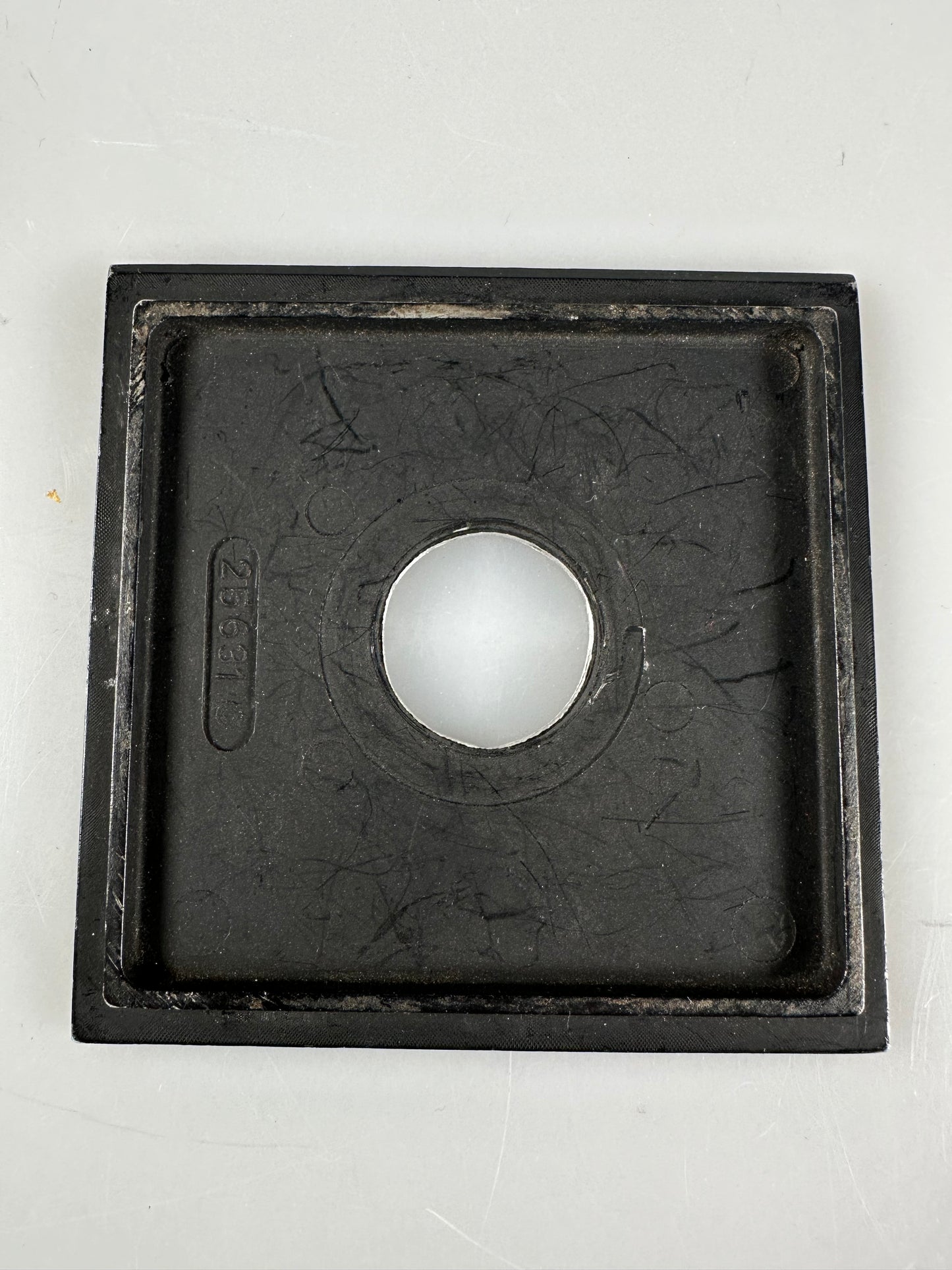 Graflex Graphic View 4x4 Lens Board, 00 shutter size